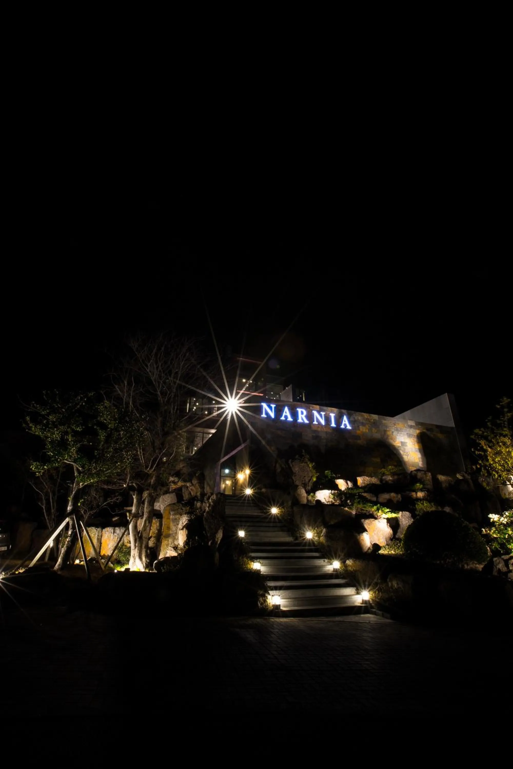 Patio in Bayhill Pool & Villa