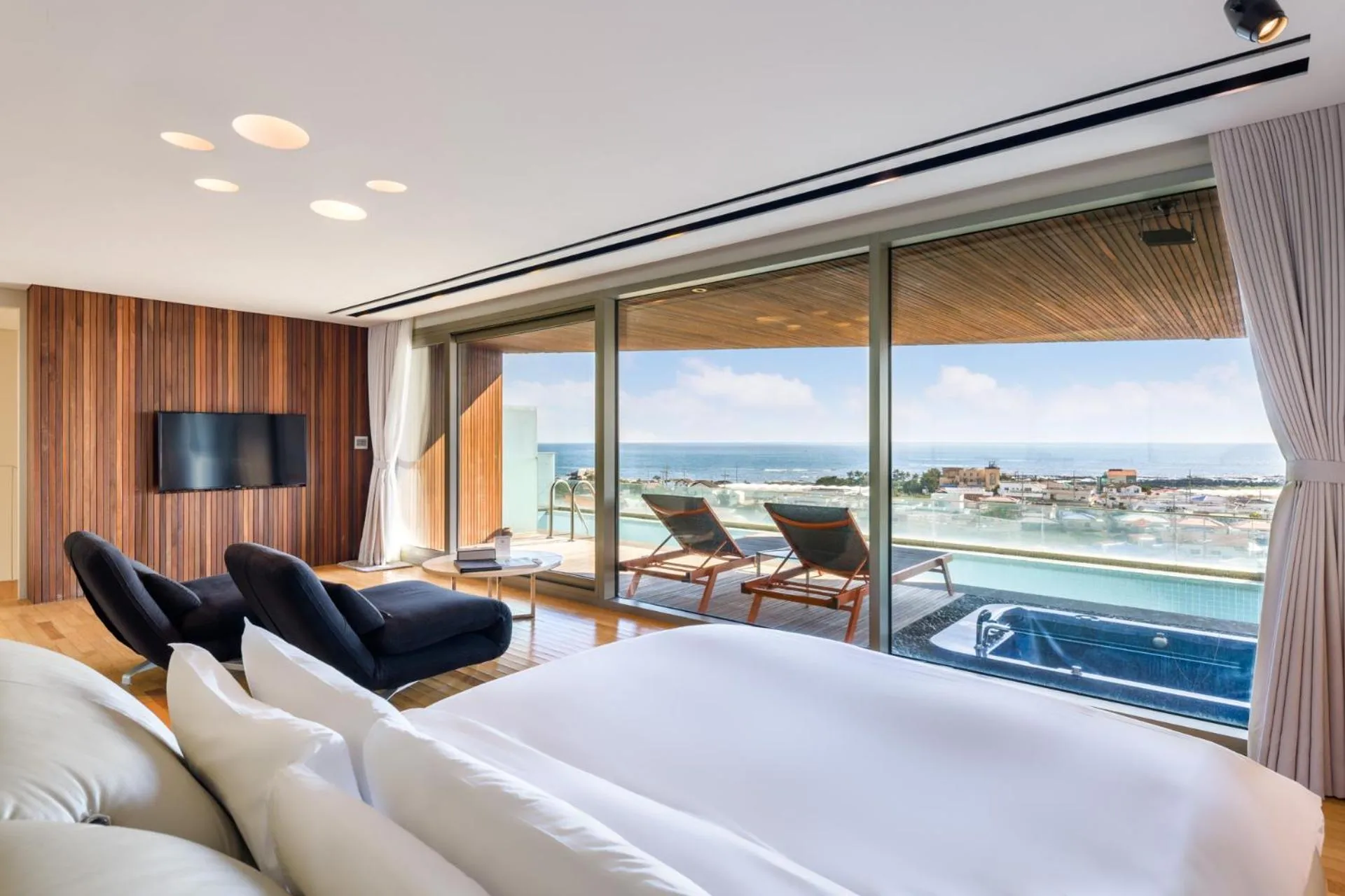 Bed in Bayhill Pool & Villa