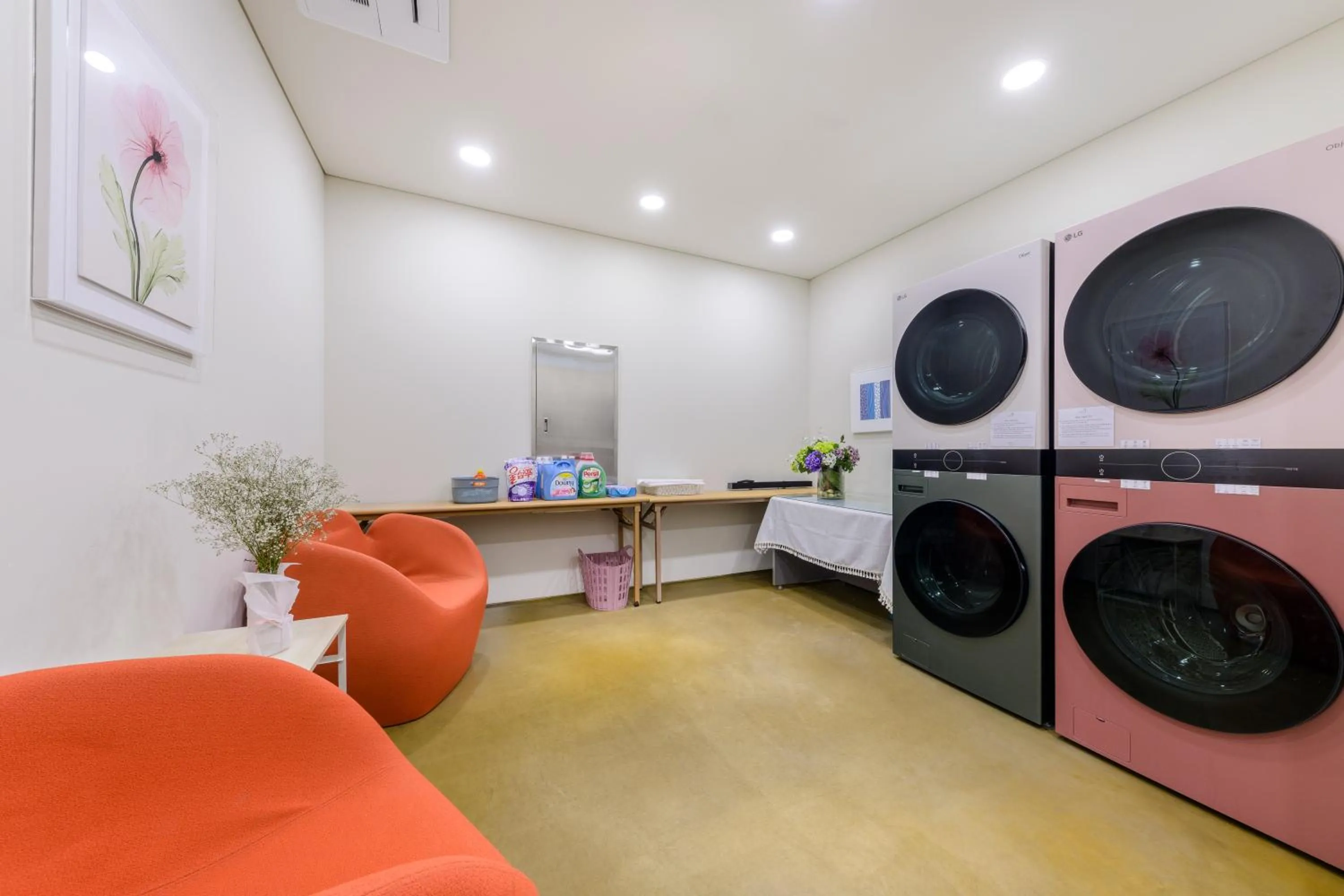 laundry in Bayhill Pool & Villa