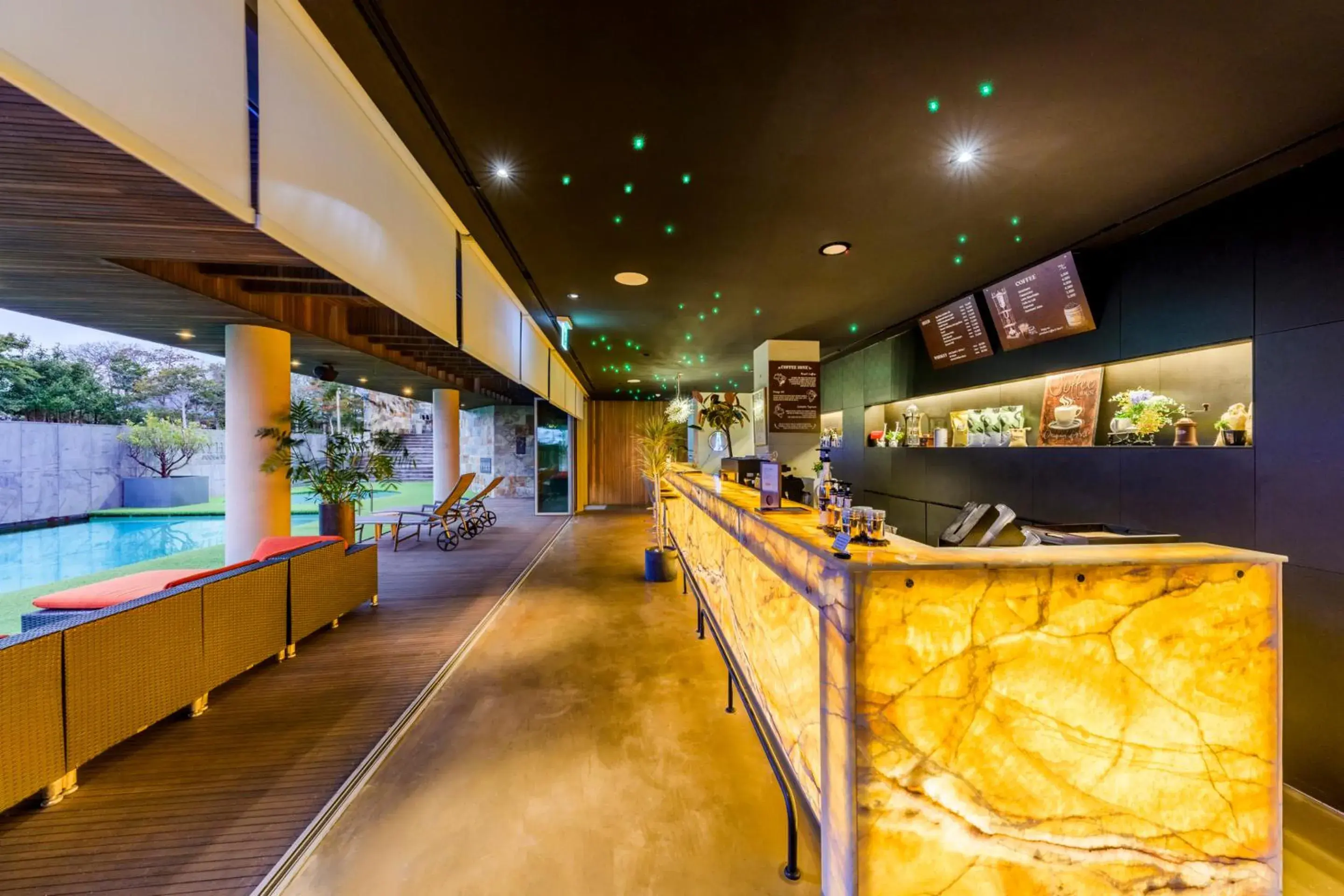 Lounge or bar in Bayhill Pool & Villa Lounge or bar in Bayhill Pool & Villa