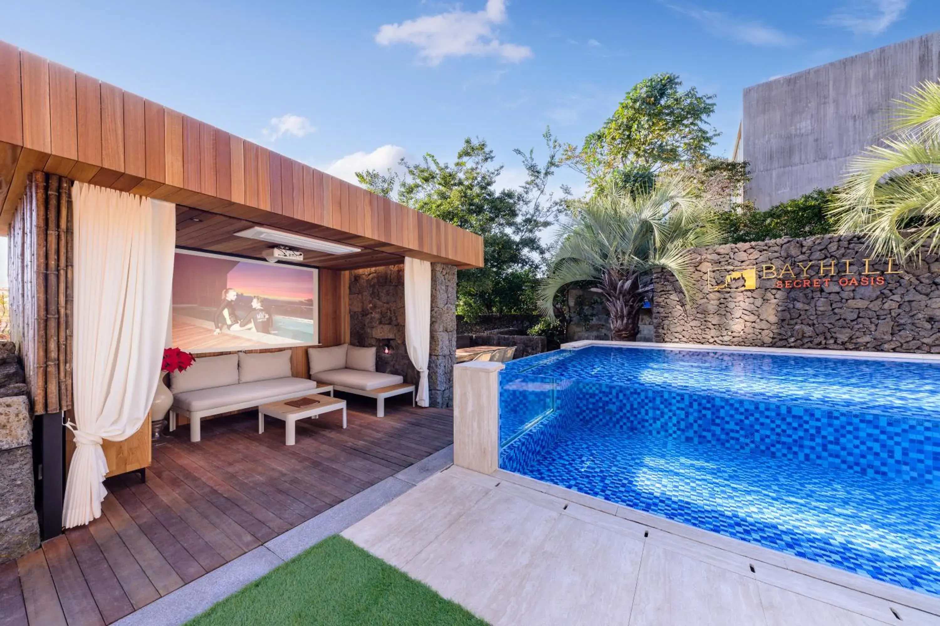 Swimming pool in Bayhill Pool & Villa Swimming pool in Bayhill Pool & Villa