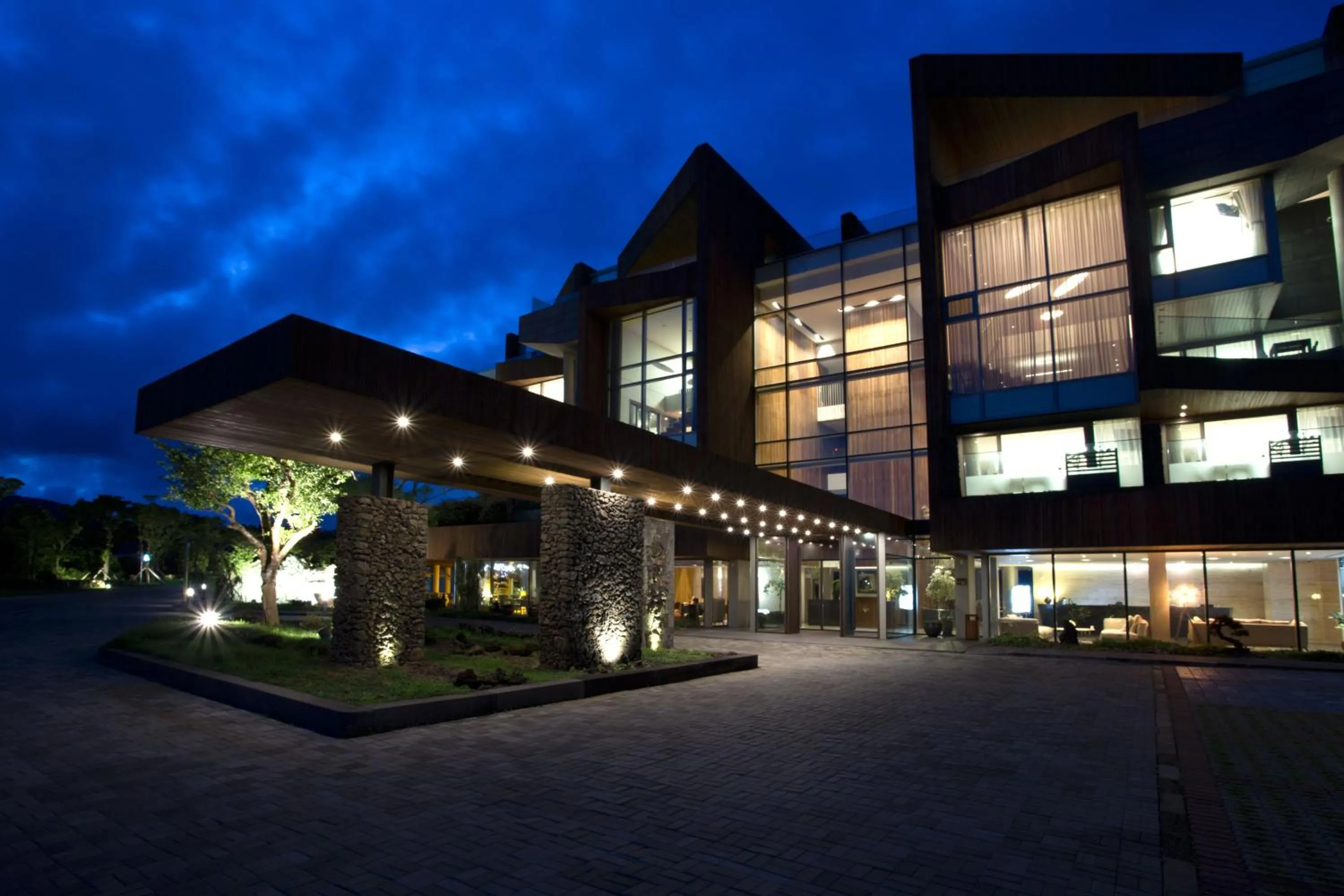 Property building in Bayhill Pool & Villa