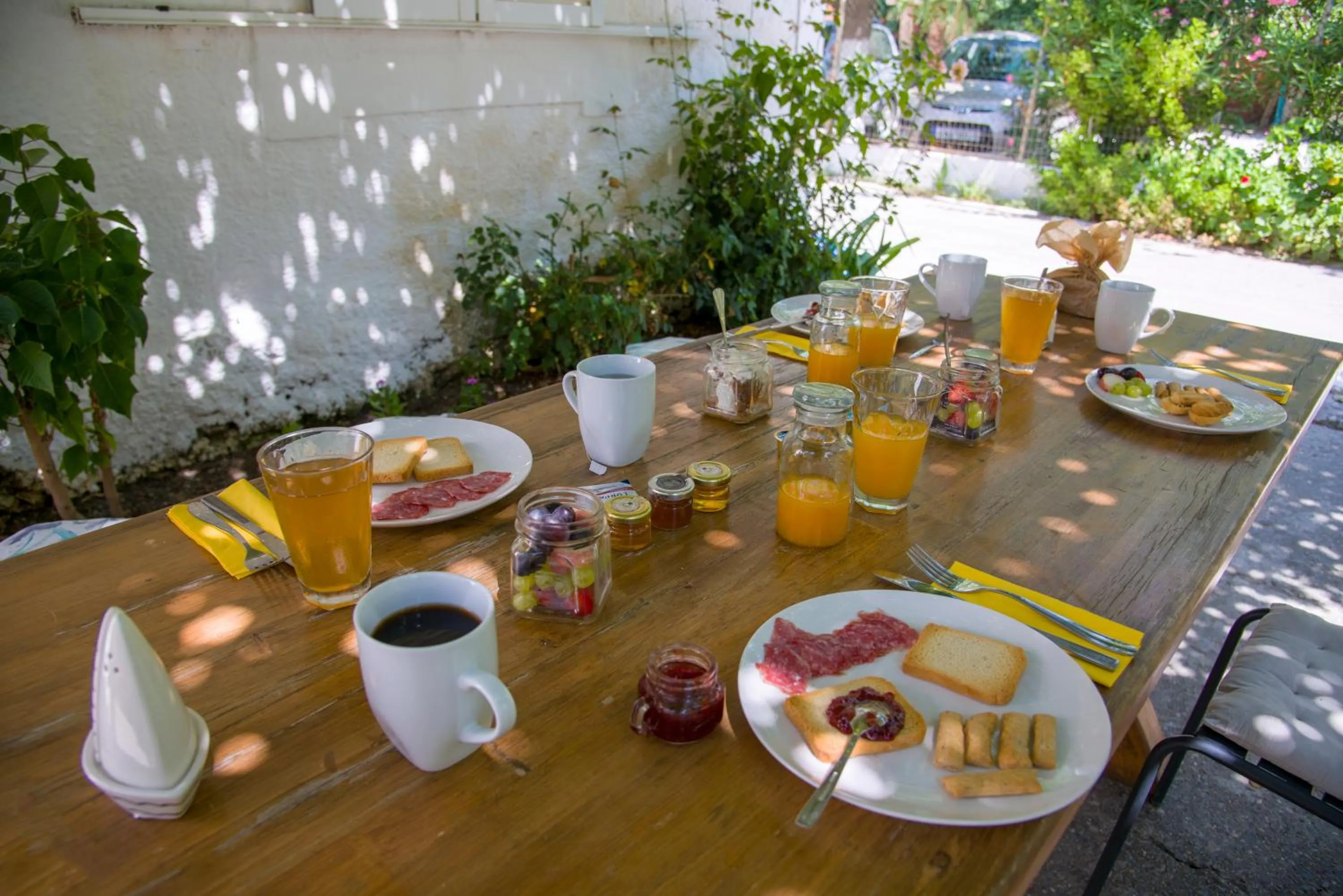 Dining area in Evangelos Apartments