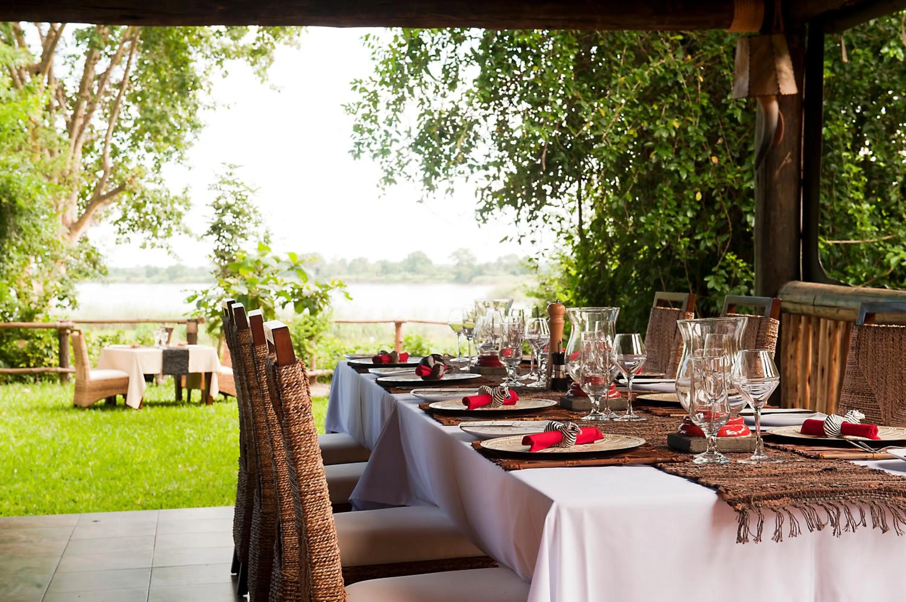 Restaurant/places to eat in Selous Kinga Lodge