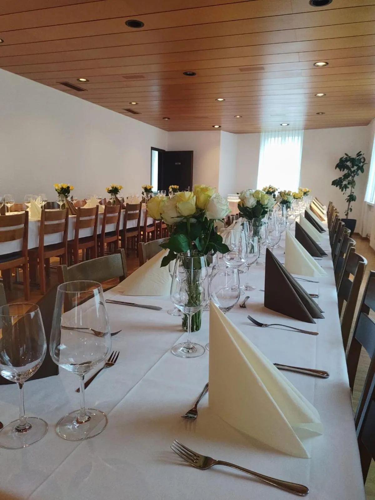 Restaurant/places to eat in Hotel Stadthof Glarus