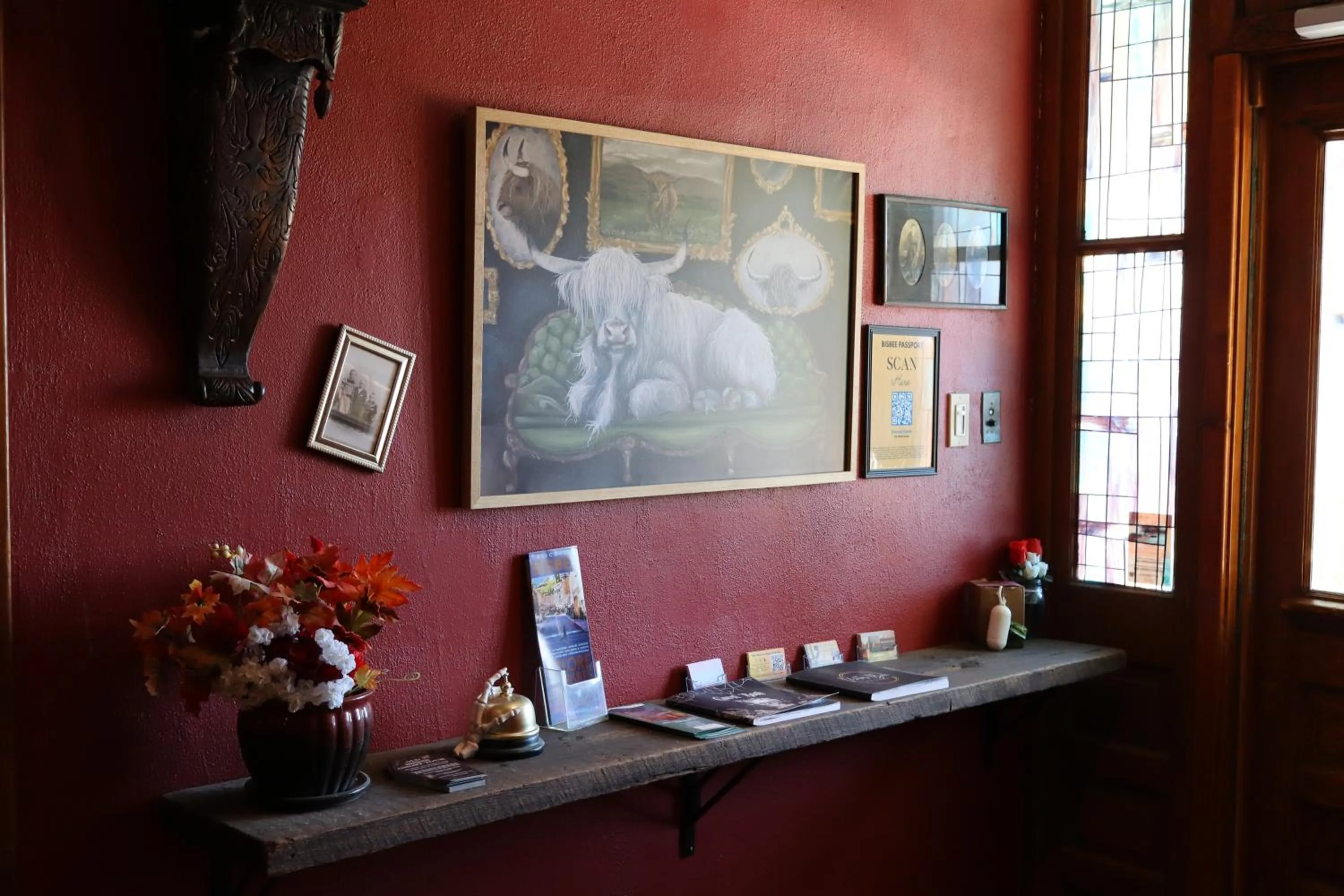 Decorative detail in The Oliver House - Adults Only