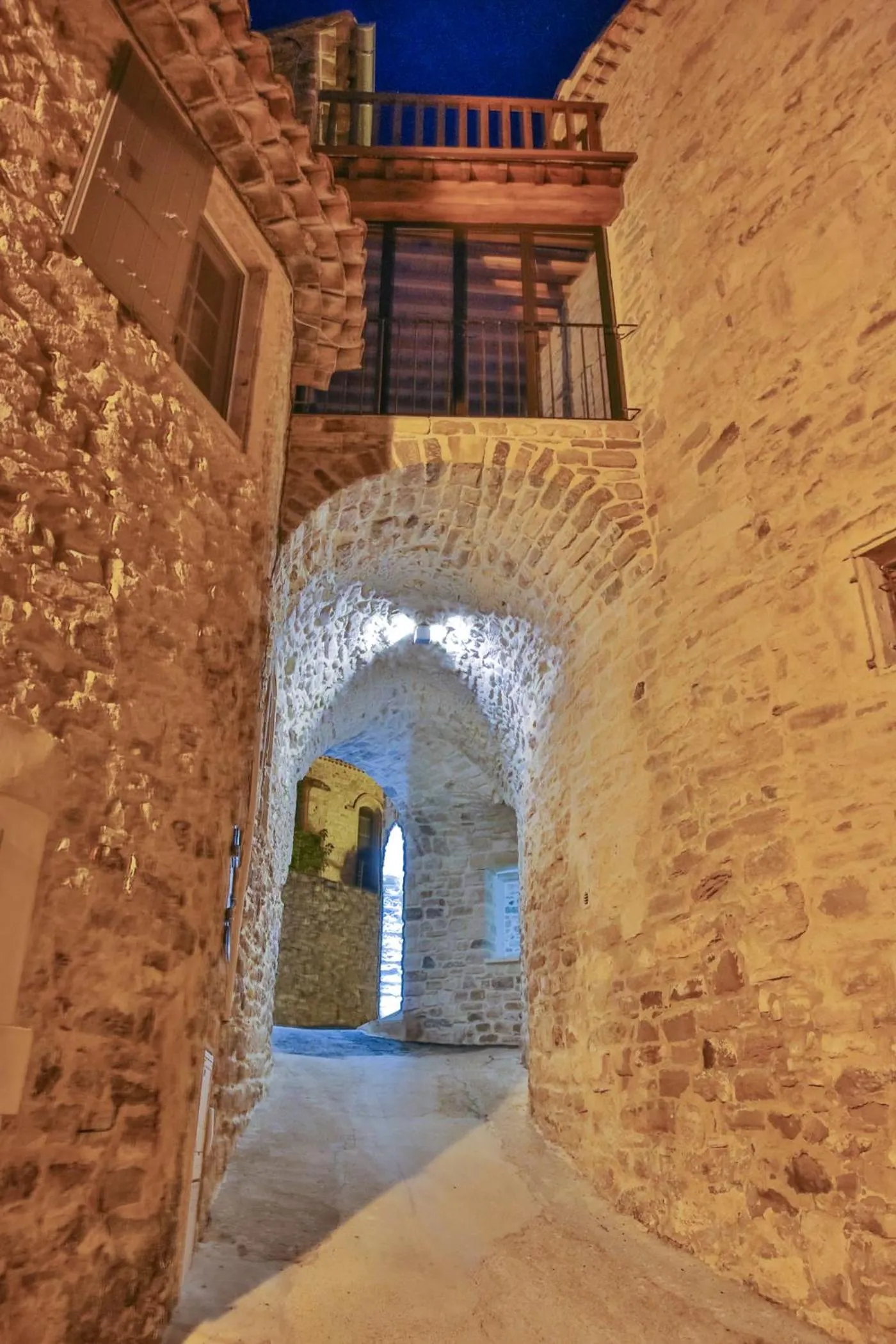 Facade/entrance in La Maison du Passage - Chambres - Suites premium, Spa, Piscine et Restaurant