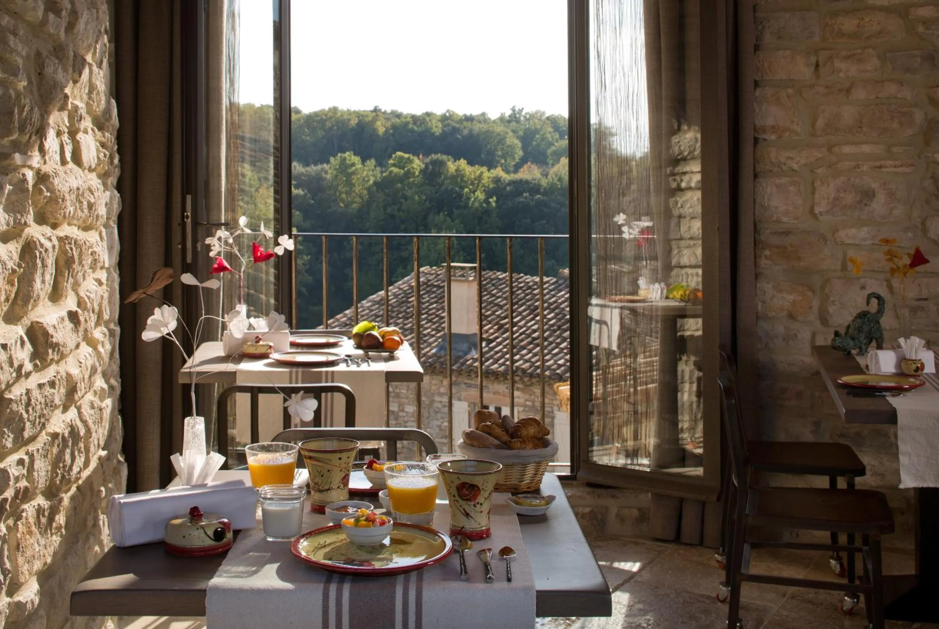 Breakfast in La Maison du Passage - Chambres - Suites premium, Spa, Piscine et Restaurant