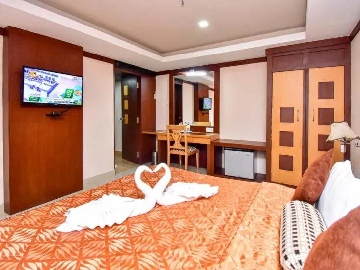 Bed in Hotel Sky Pearl