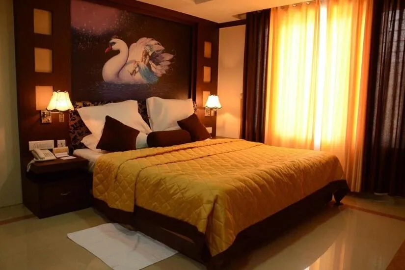 Bed in Hotel Sky Pearl