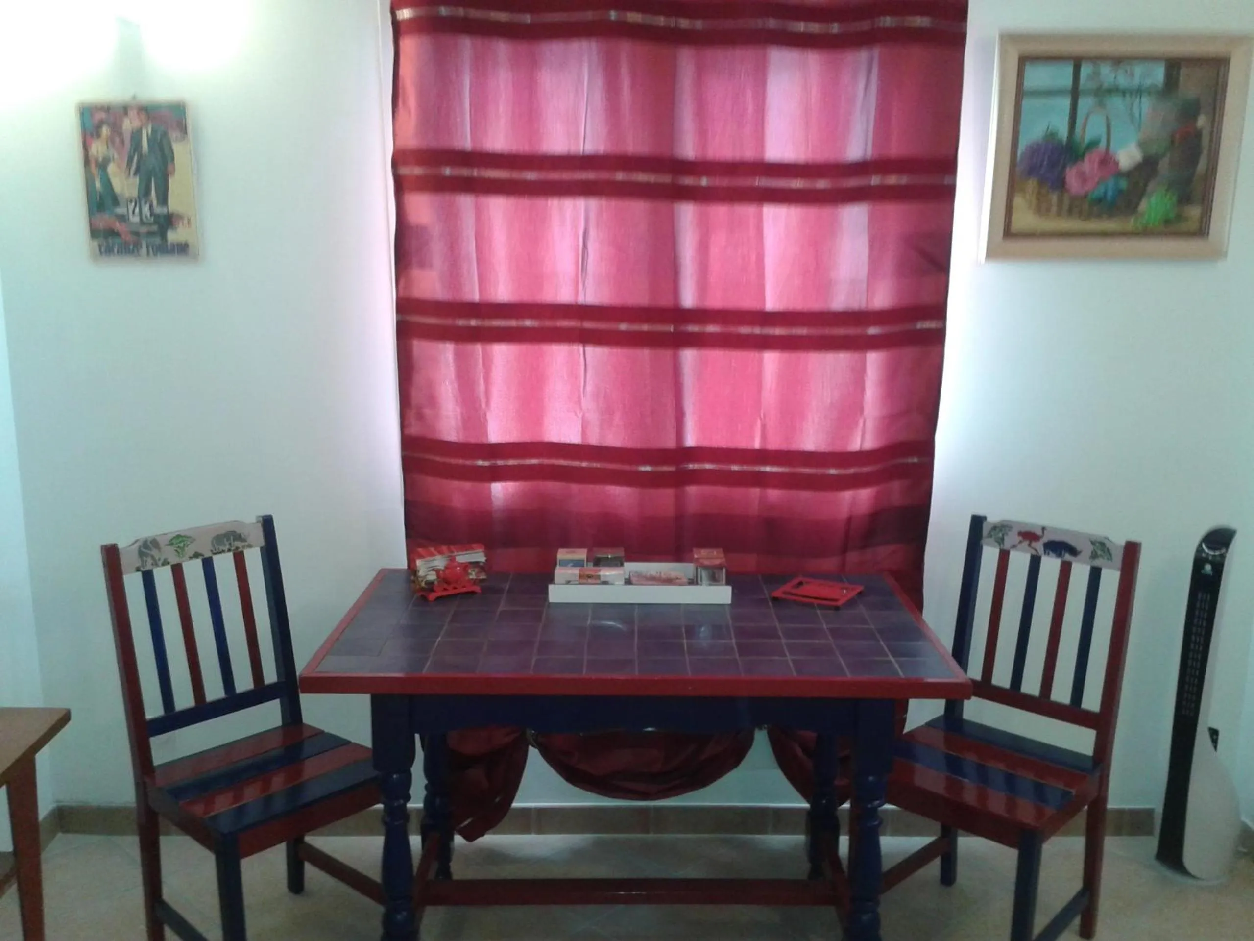Dining area in B&B Le Clos des Cigales