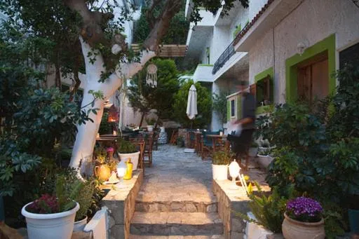 Gioma Hotel