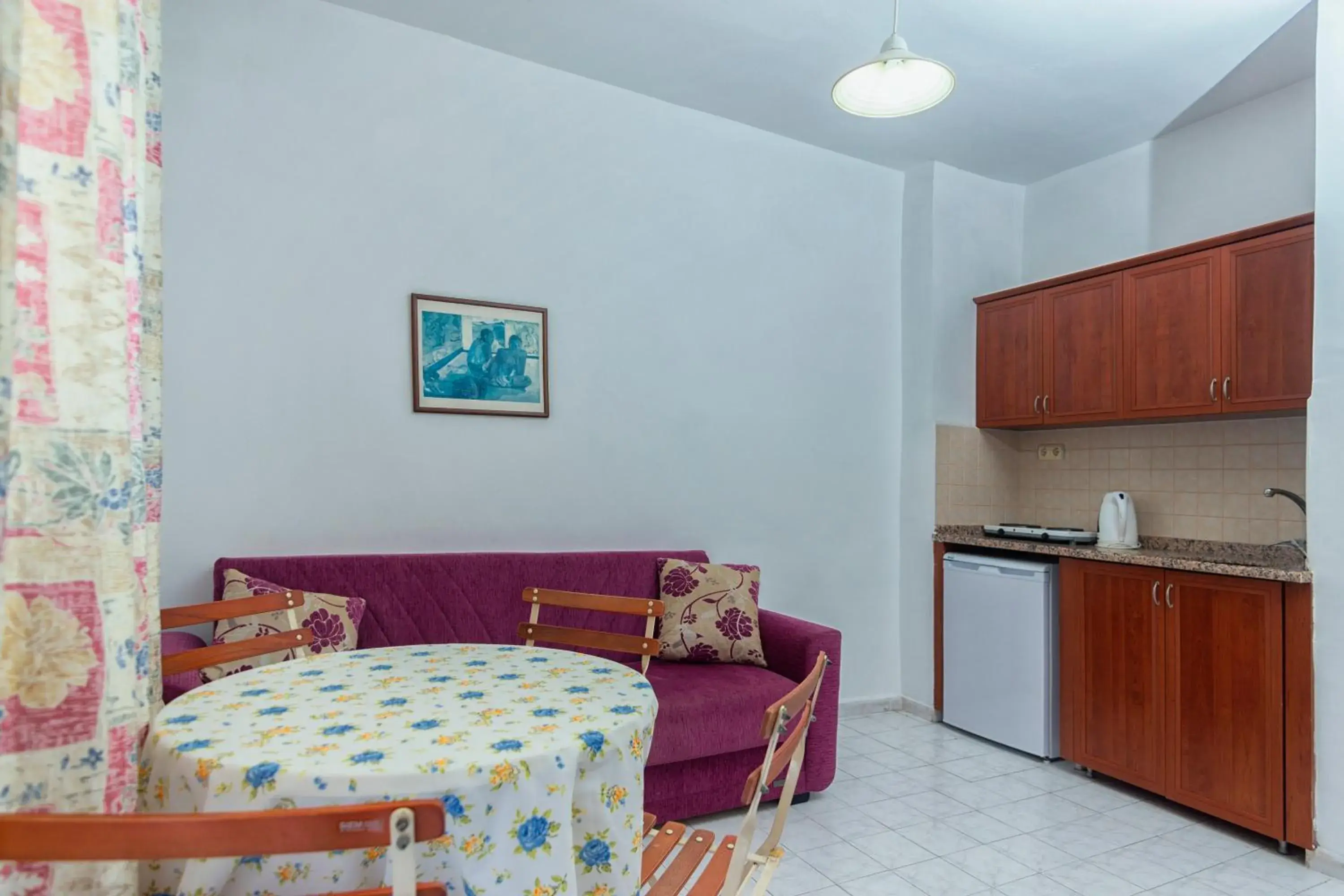 Living room, Dining Area in The S Aparts & Suites Hotel