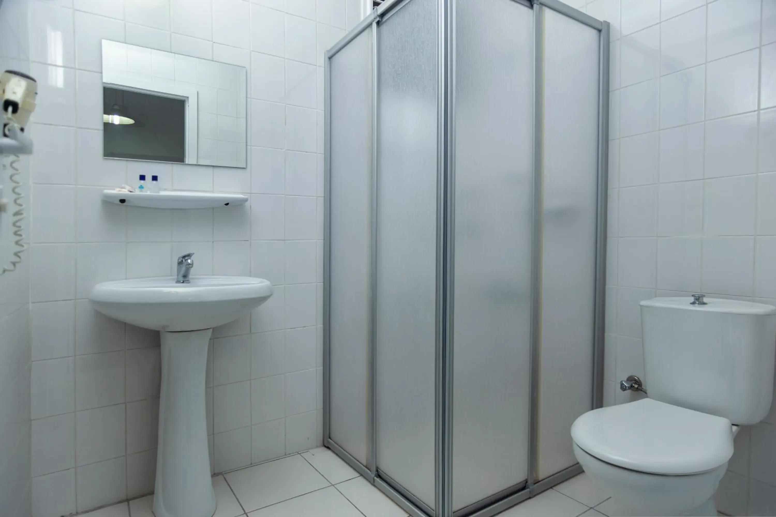 Bathroom in The S Aparts & Suites Hotel