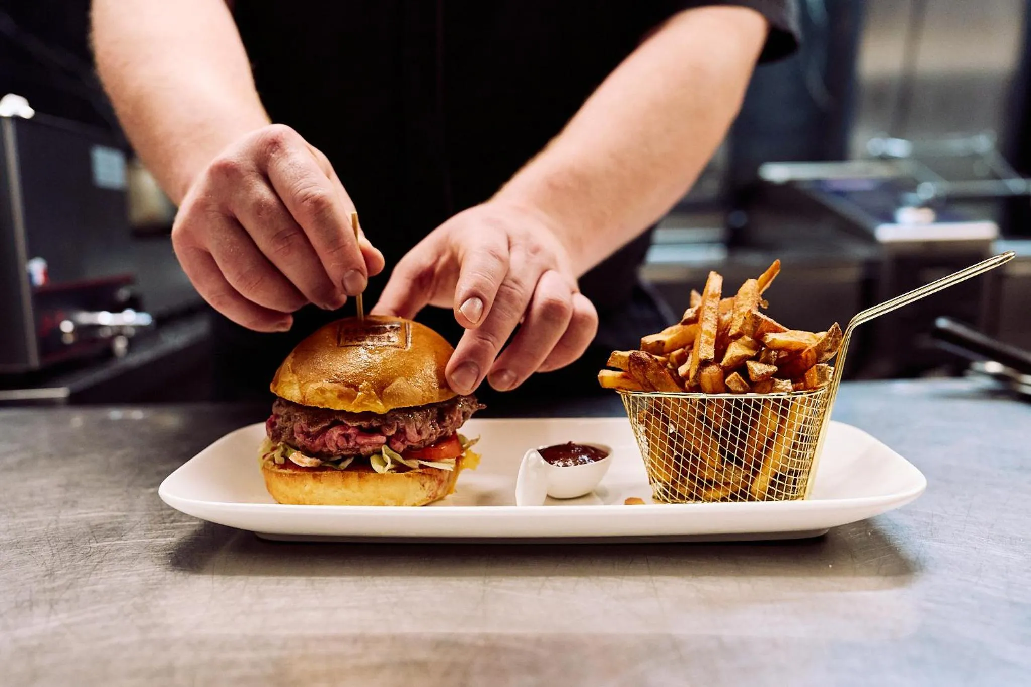 Restaurant/places to eat in Hotel du Moulin à Vent - Gerland