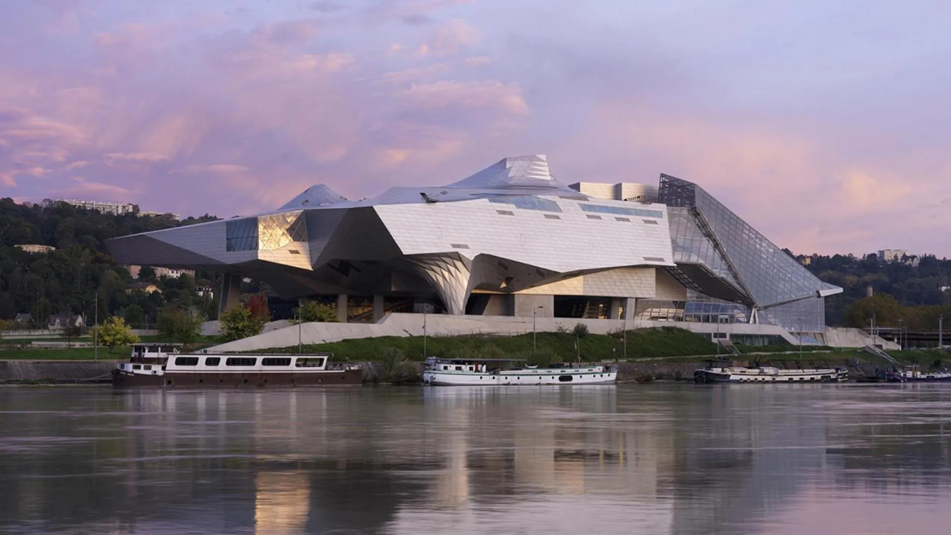 Nearby landmark in Hotel du Moulin à Vent - Gerland
