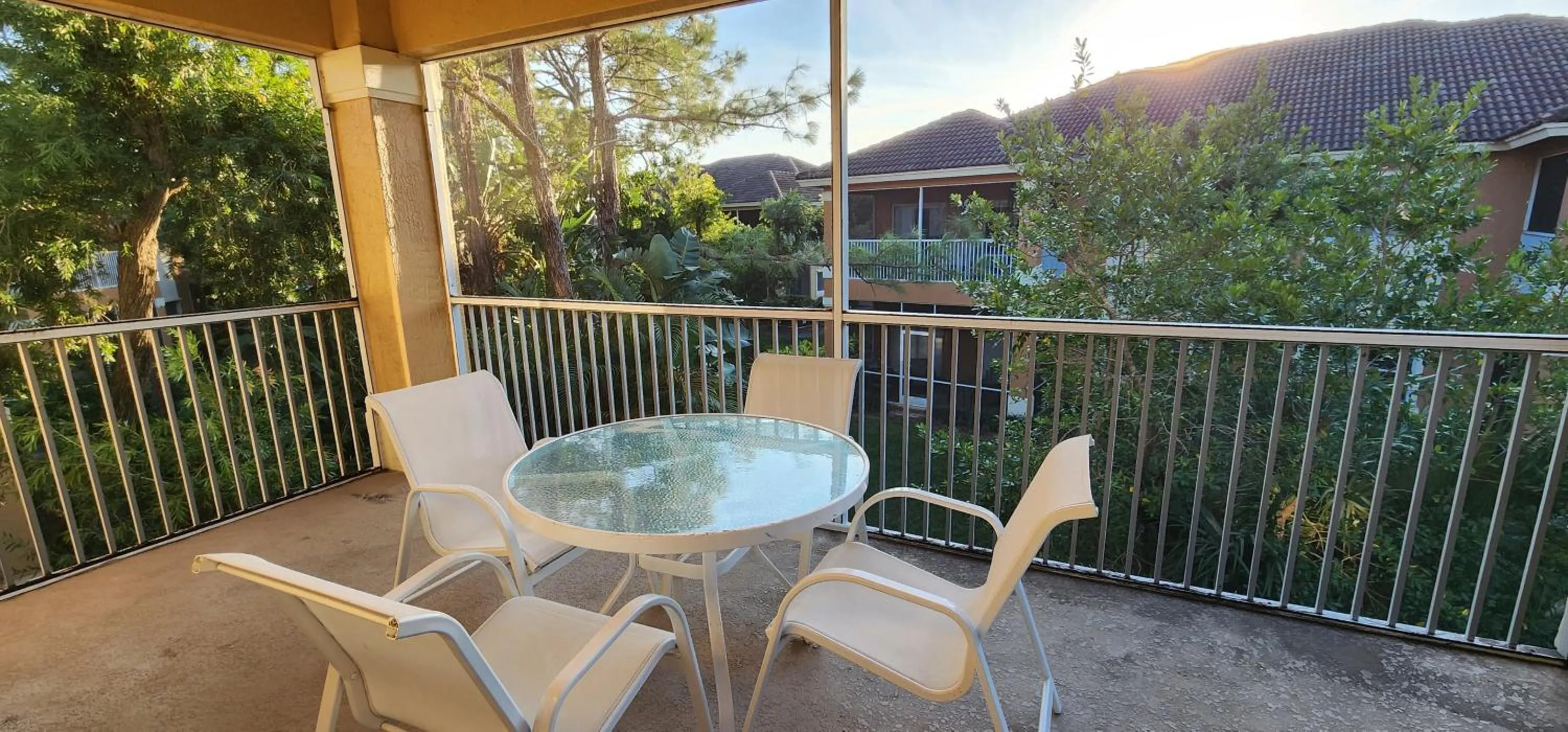 Balcony/Terrace in Right Direction Rentals