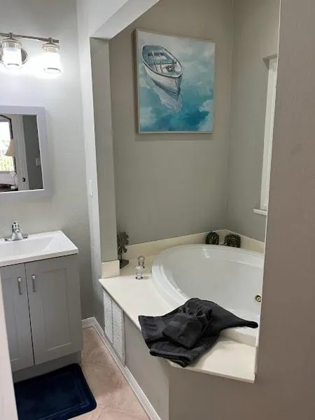 Bathroom in Right Direction Rentals