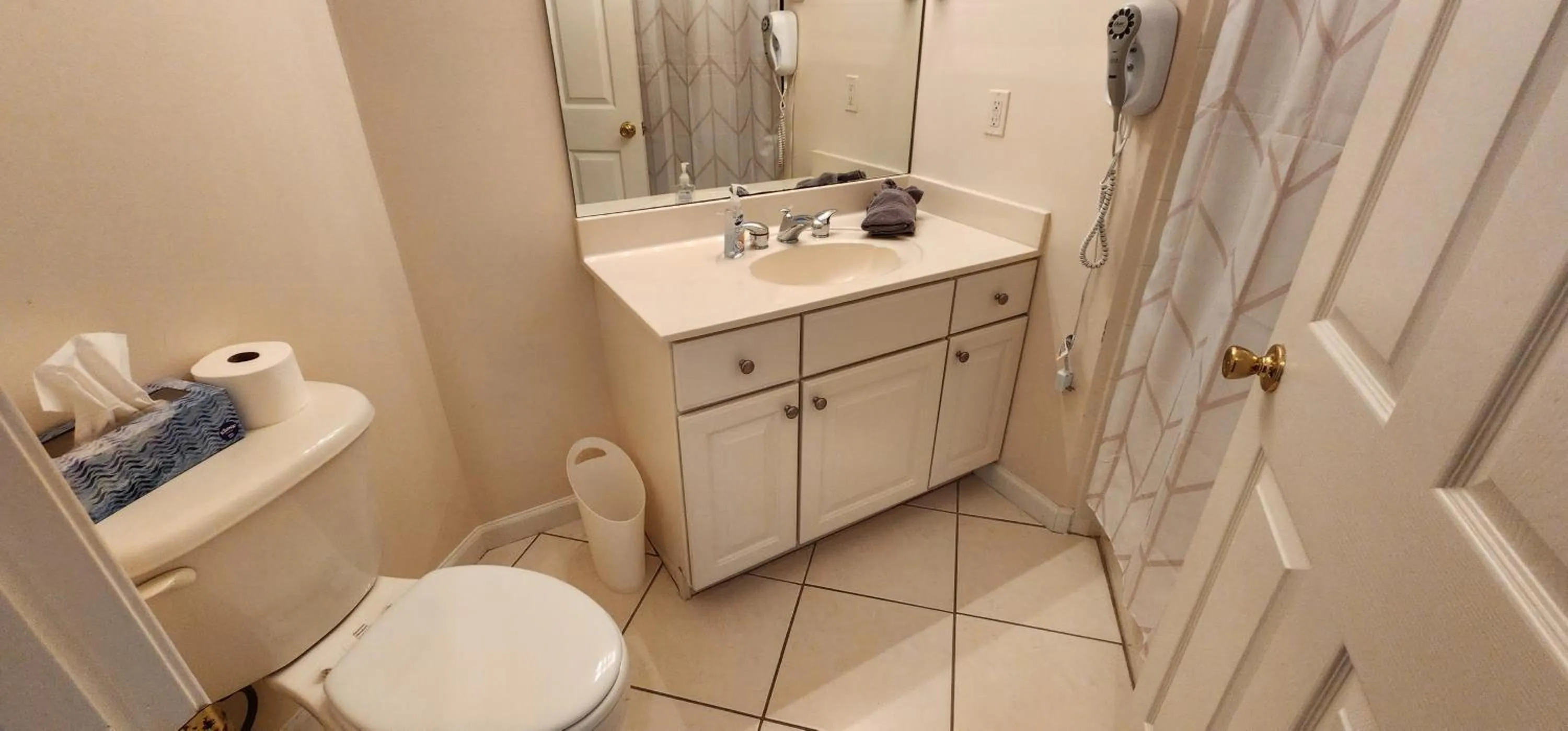 Bathroom in Right Direction Rentals