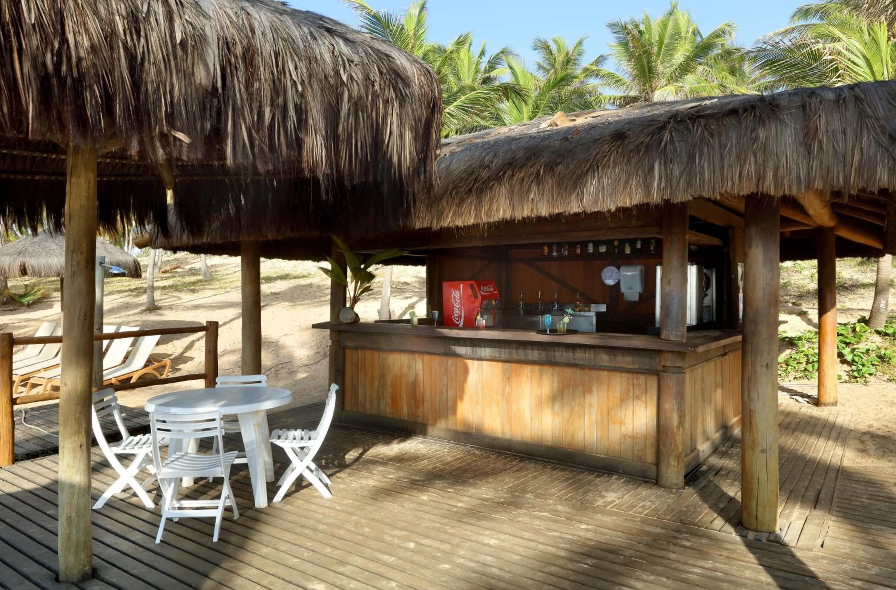 Lounge or bar in The Signature Level at Grand Palladium Imbassaí Resort & Spa