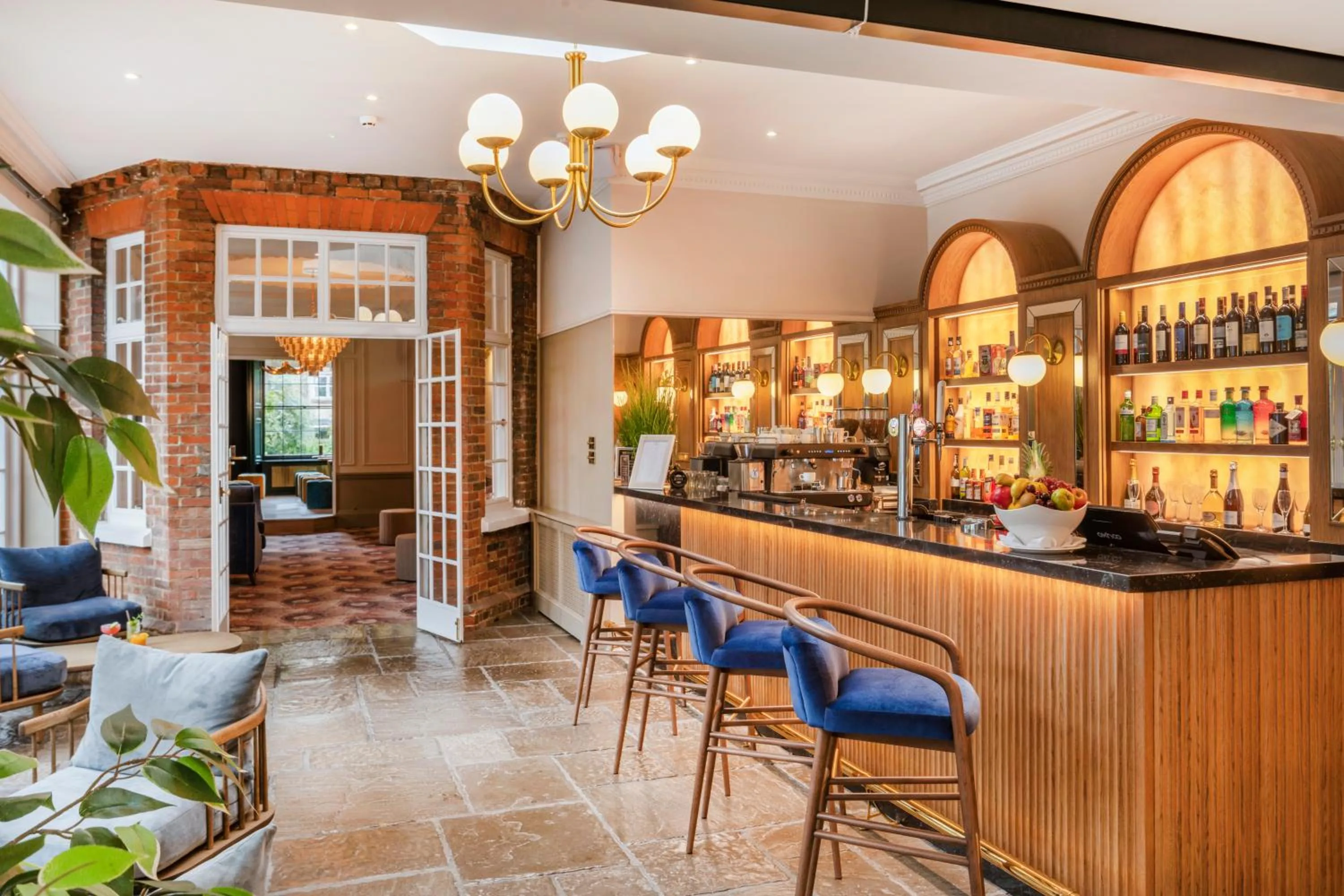 Lounge or bar in Milford Hall Salisbury