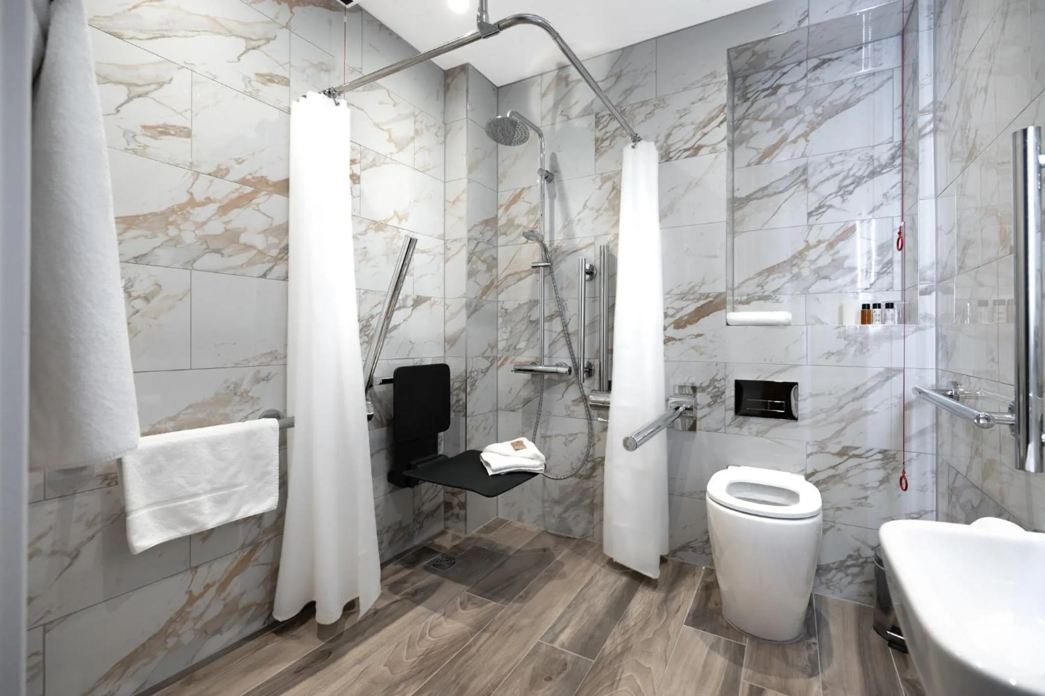 Photo of the whole room in Milford Hall Salisbury