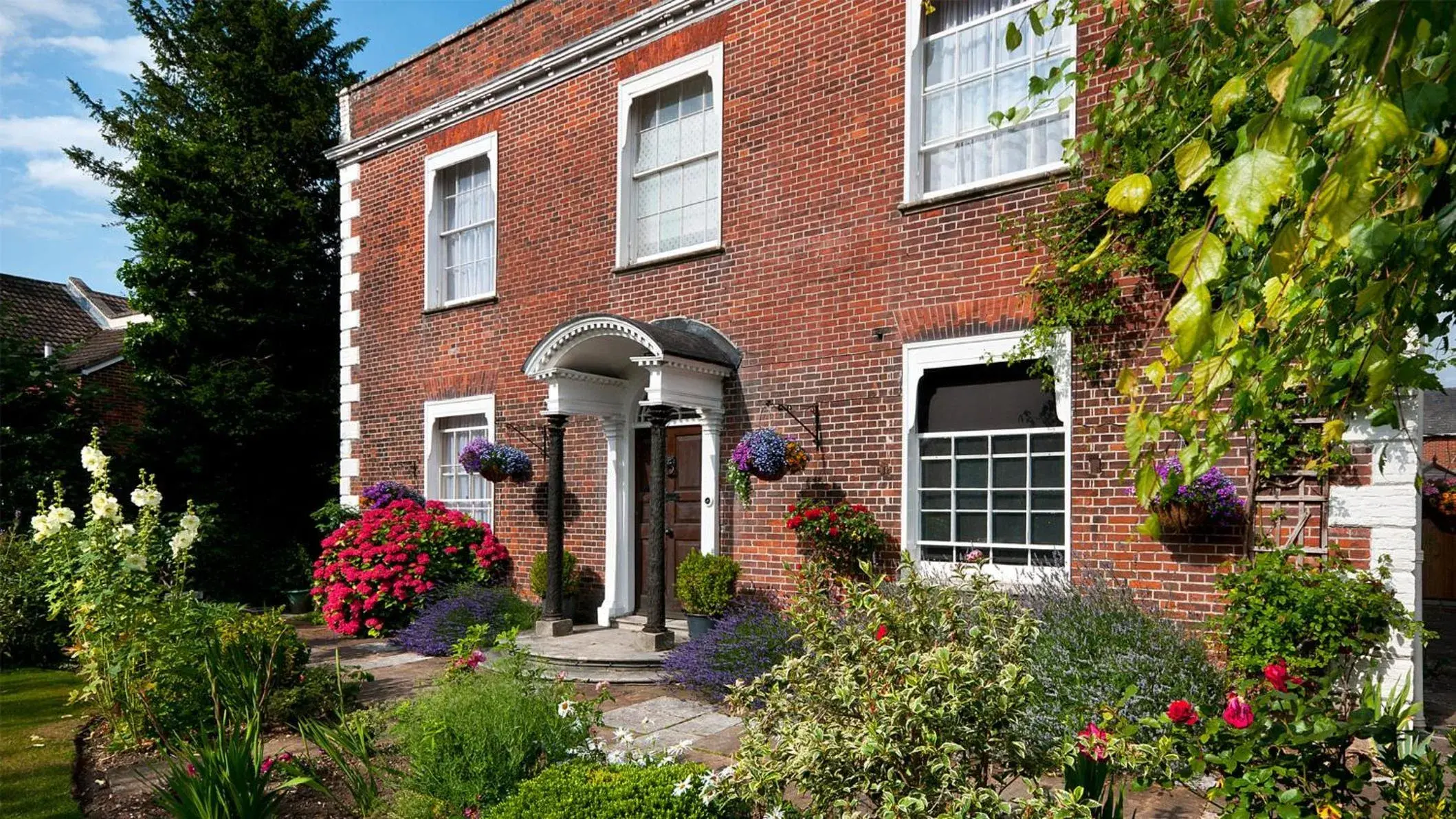 Property building in Milford Hall Salisbury Property building in Milford Hall Salisbury