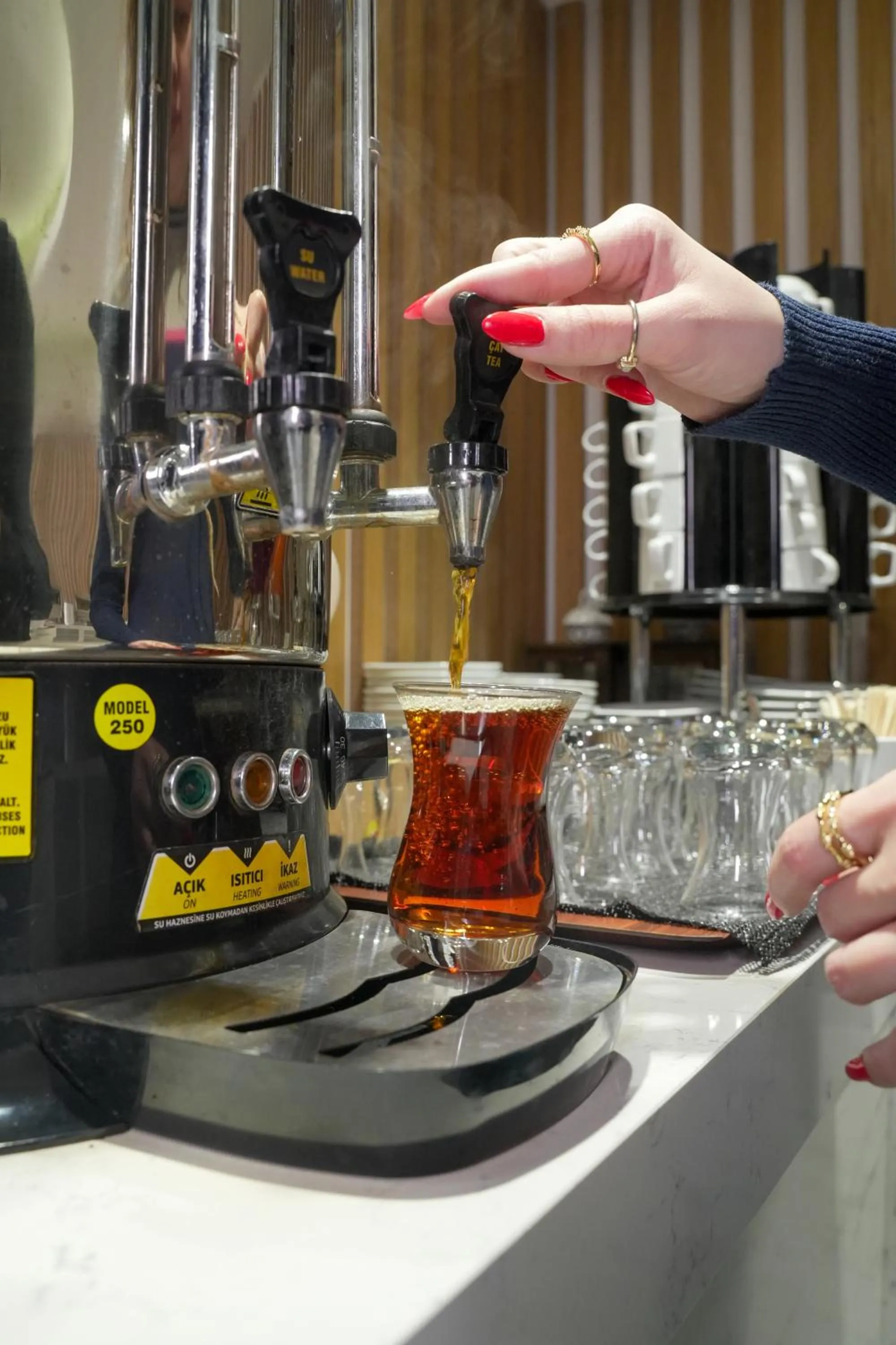 Restaurant/places to eat in NK Hotel