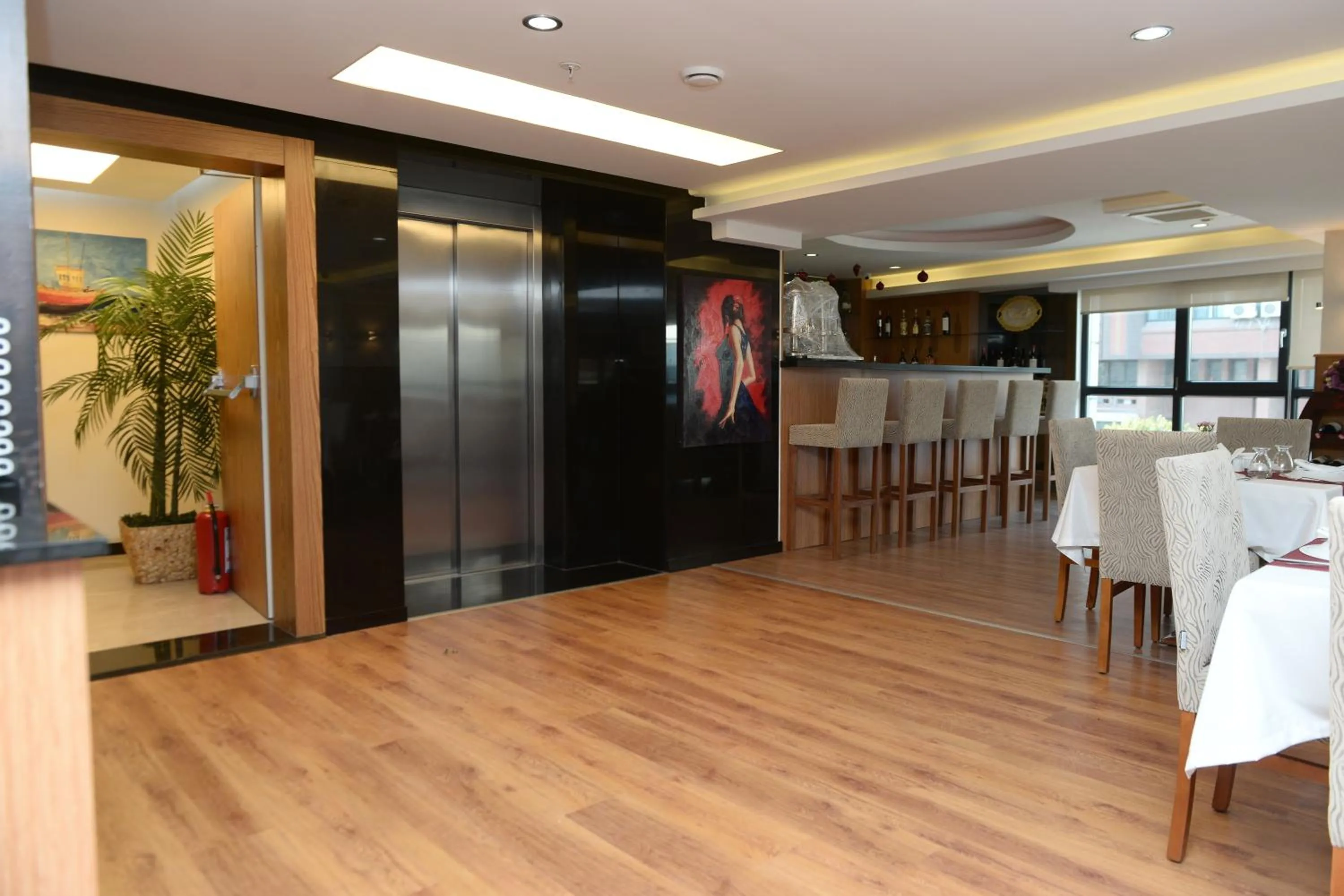 Lounge or bar in NK Hotel