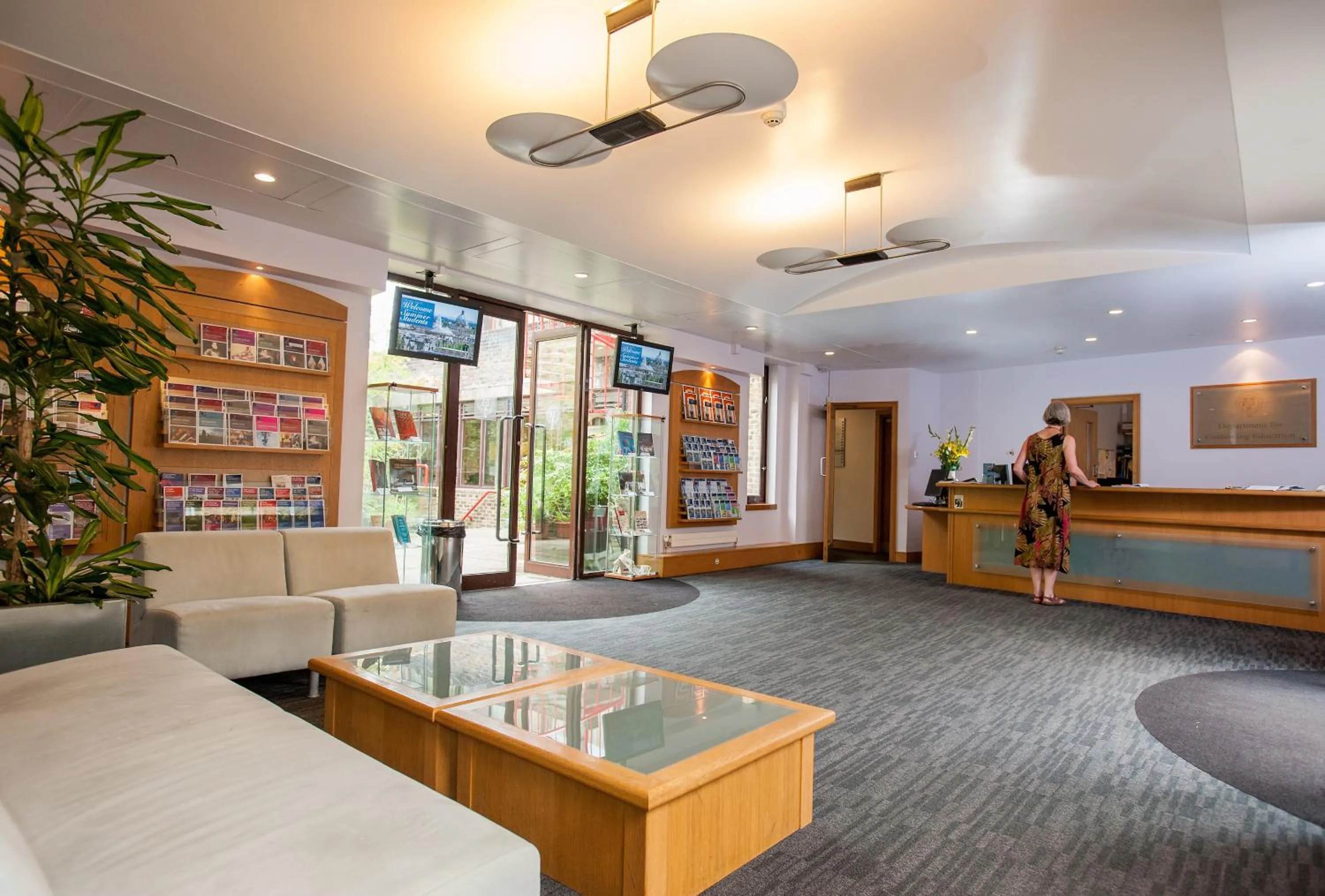 Lobby or reception in Rewley House University of Oxford