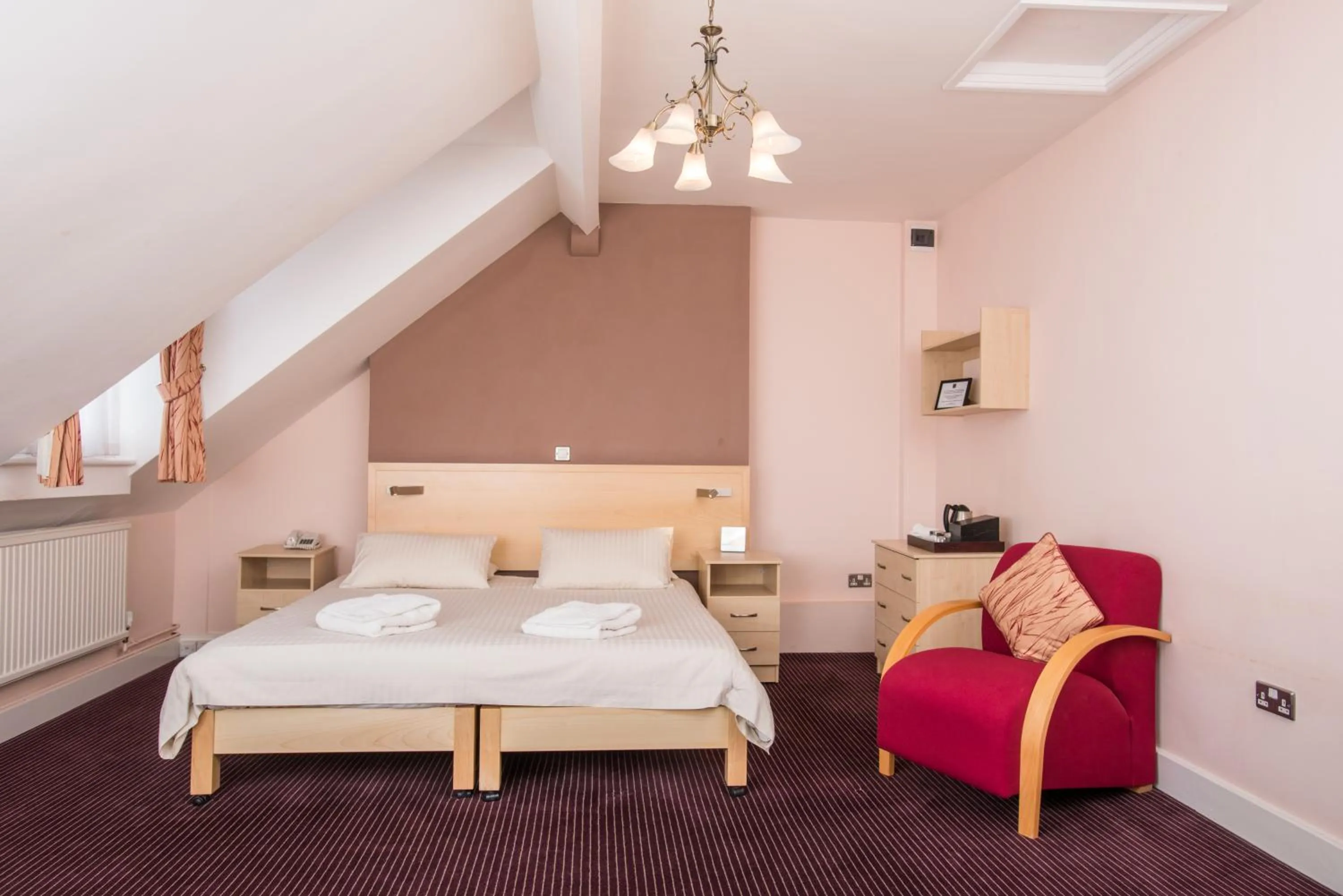 Bedroom, Bed in Rewley House University of Oxford