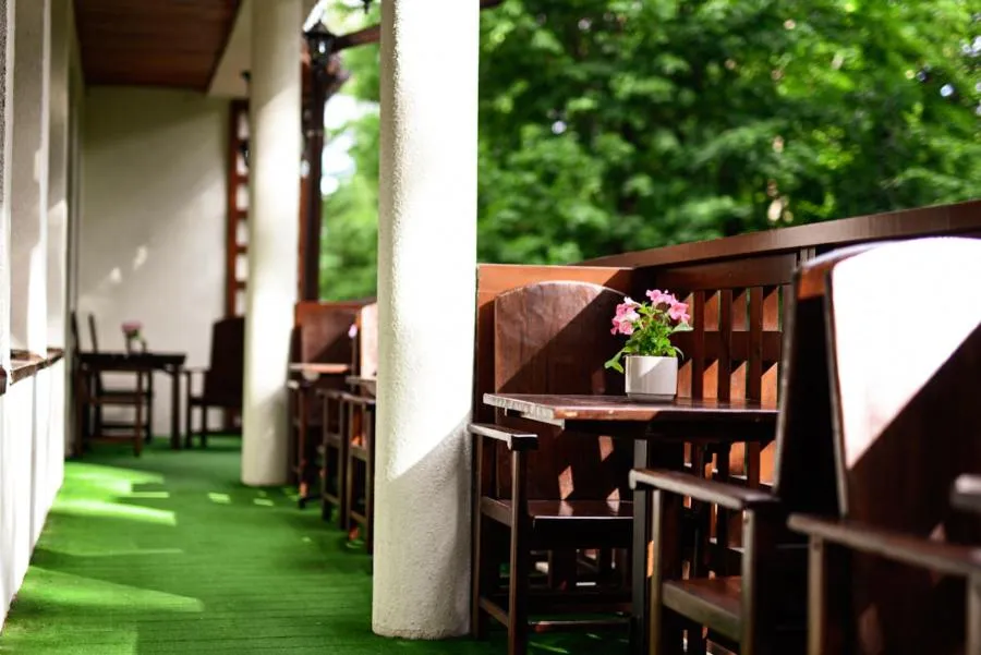 Restaurant/places to eat in Hotel Promyk Wellness & Spa