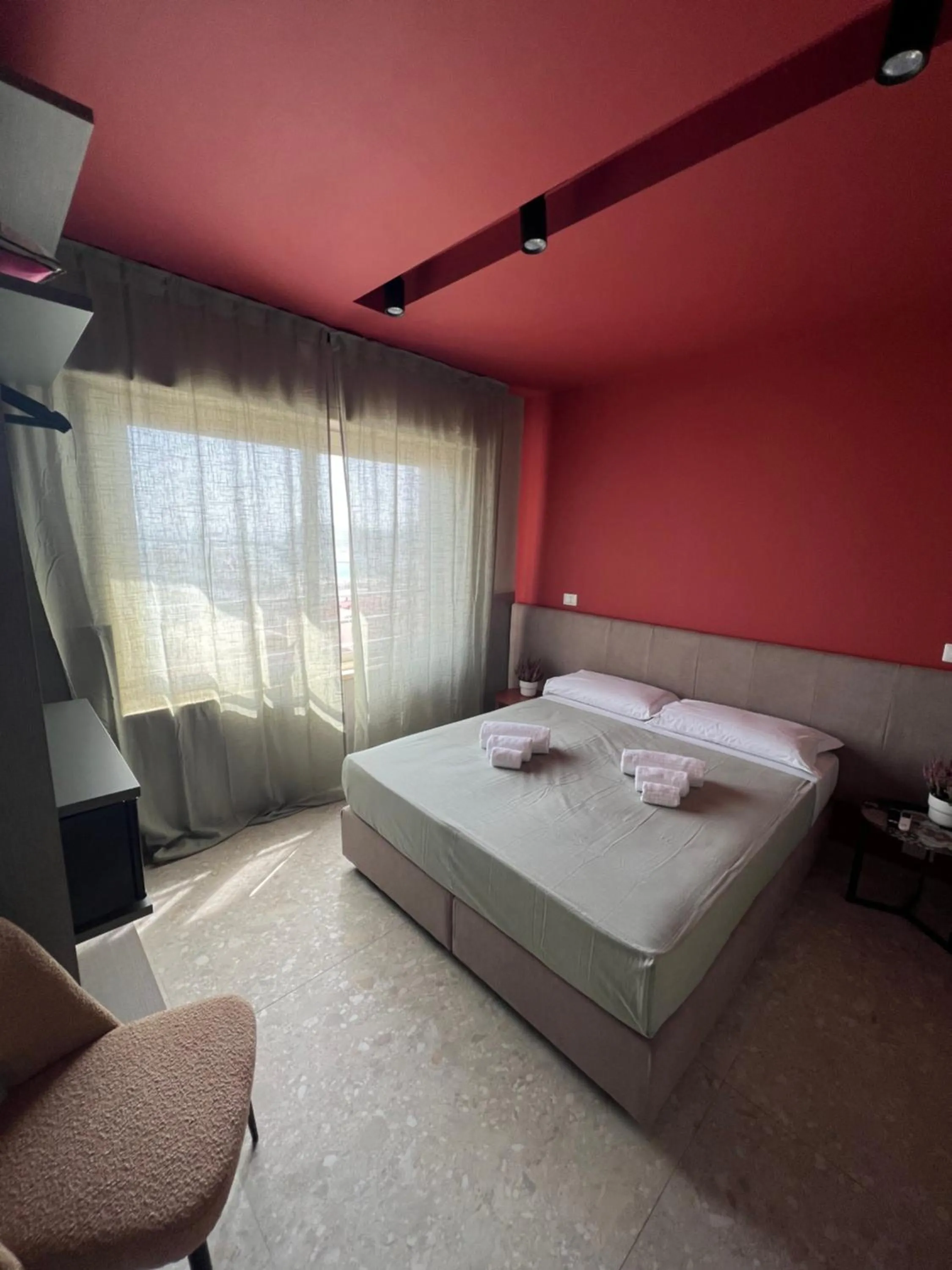 Mia Suites Porto
