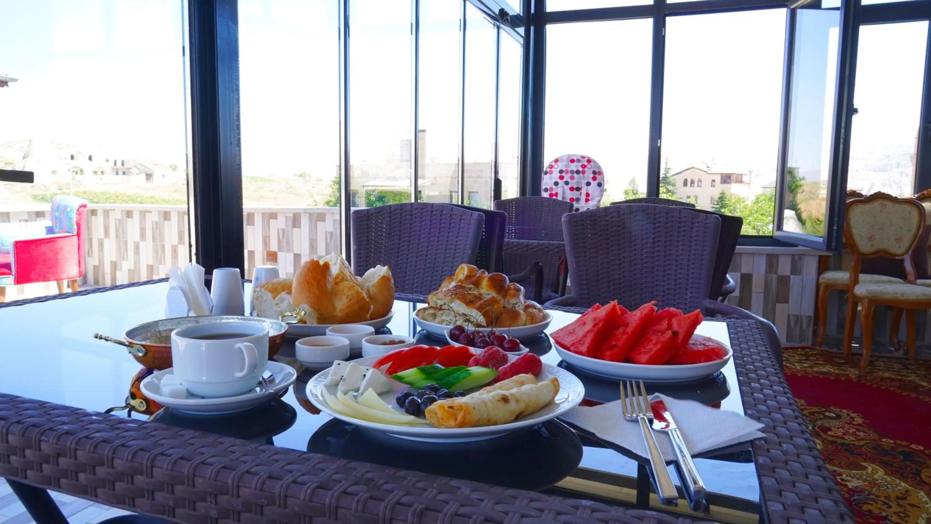 Breakfast in Alpha Stone House