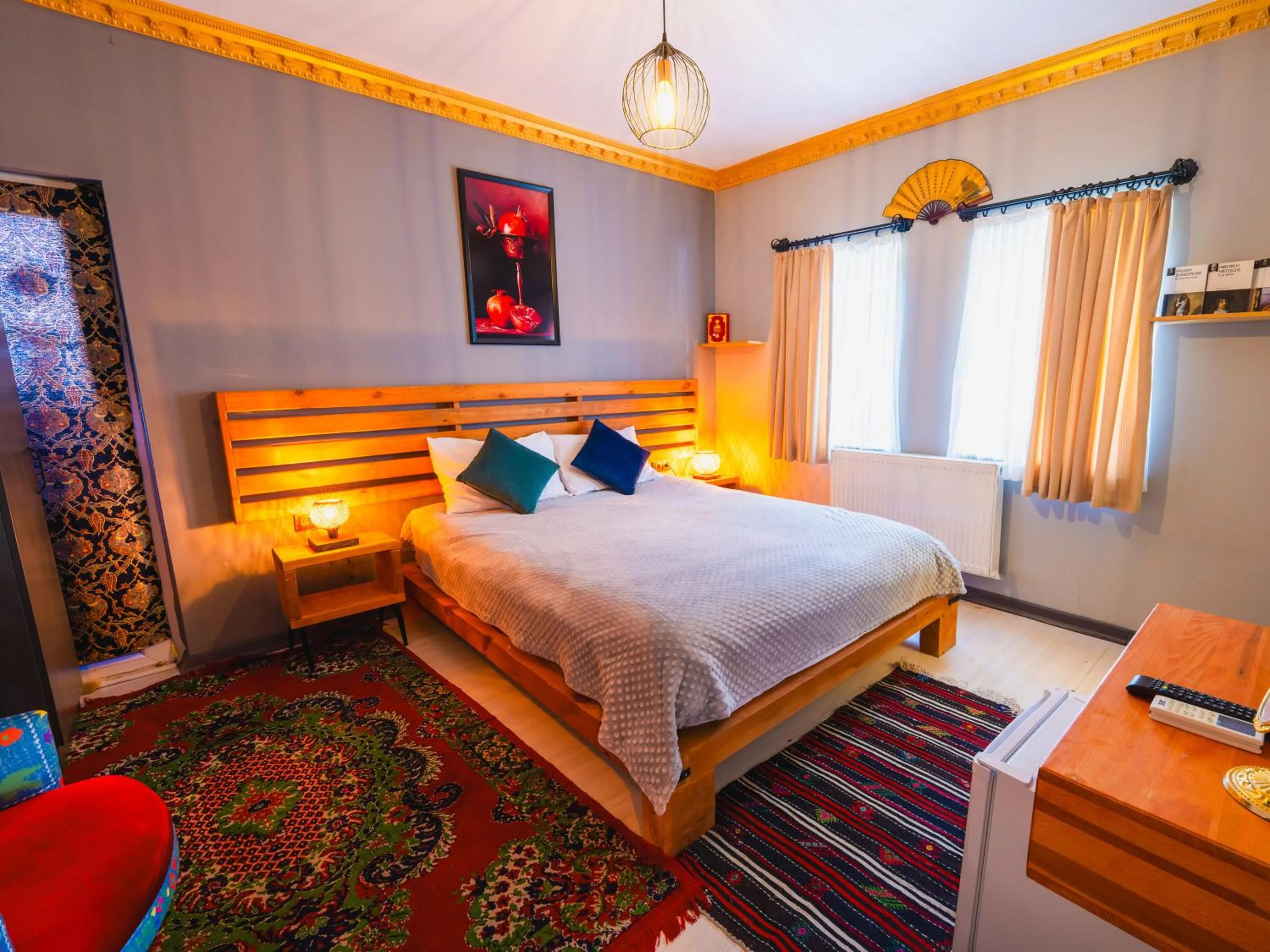 Photo of the whole room, Bed in Alpha Stone House