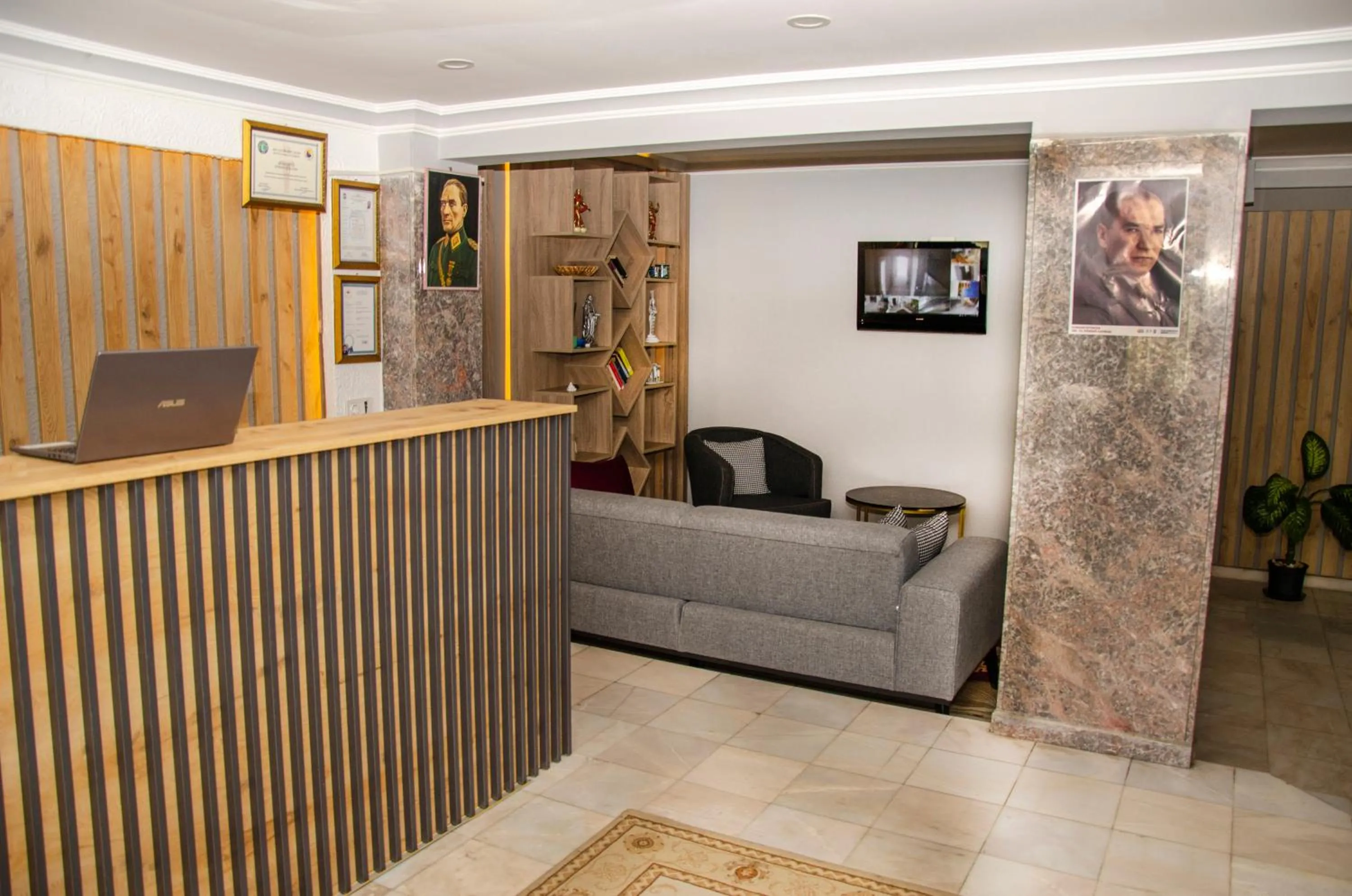 Lobby or reception in Ephesus Hera