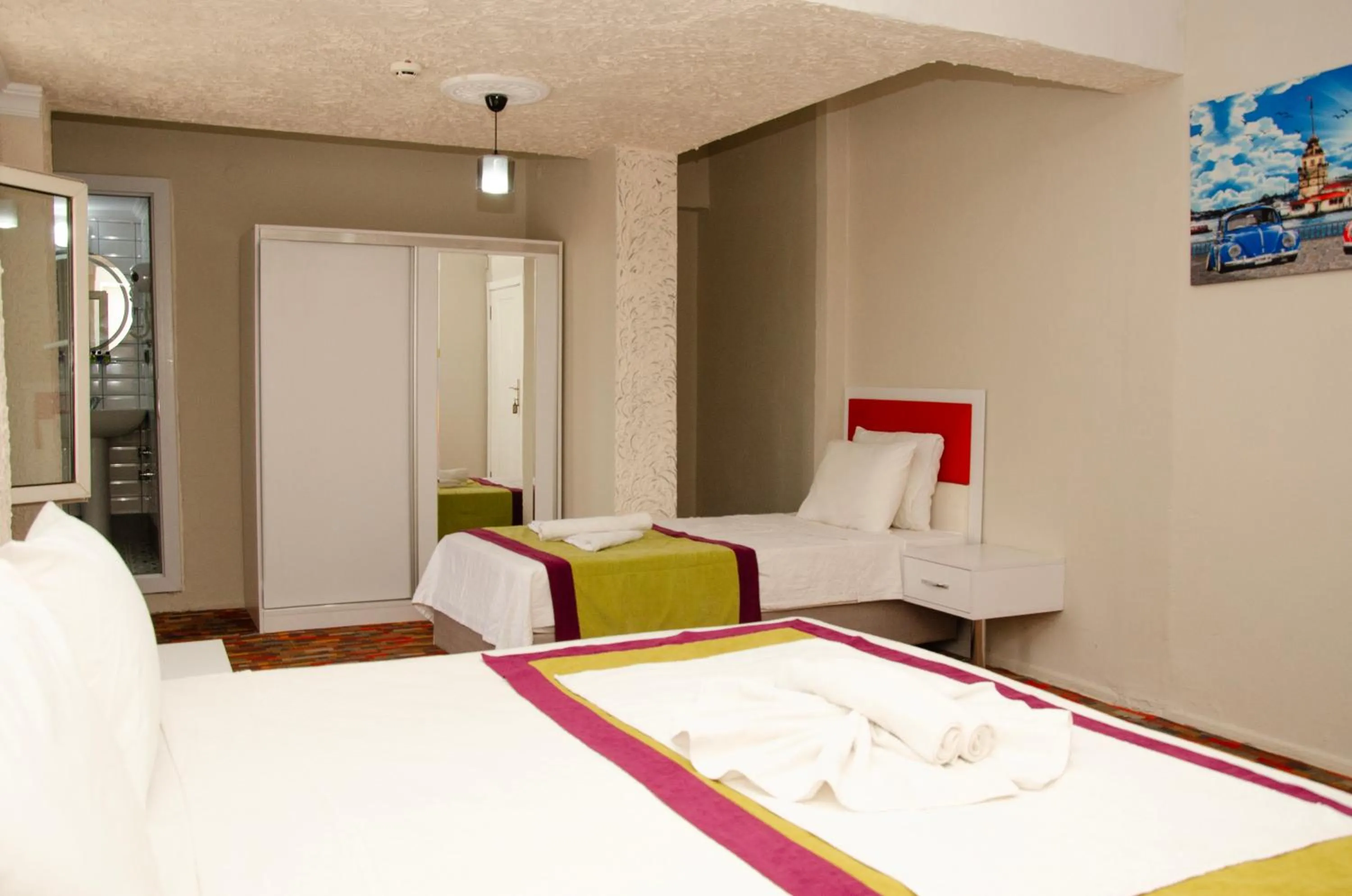 Photo of the whole room, Bed in Ephesus Hera