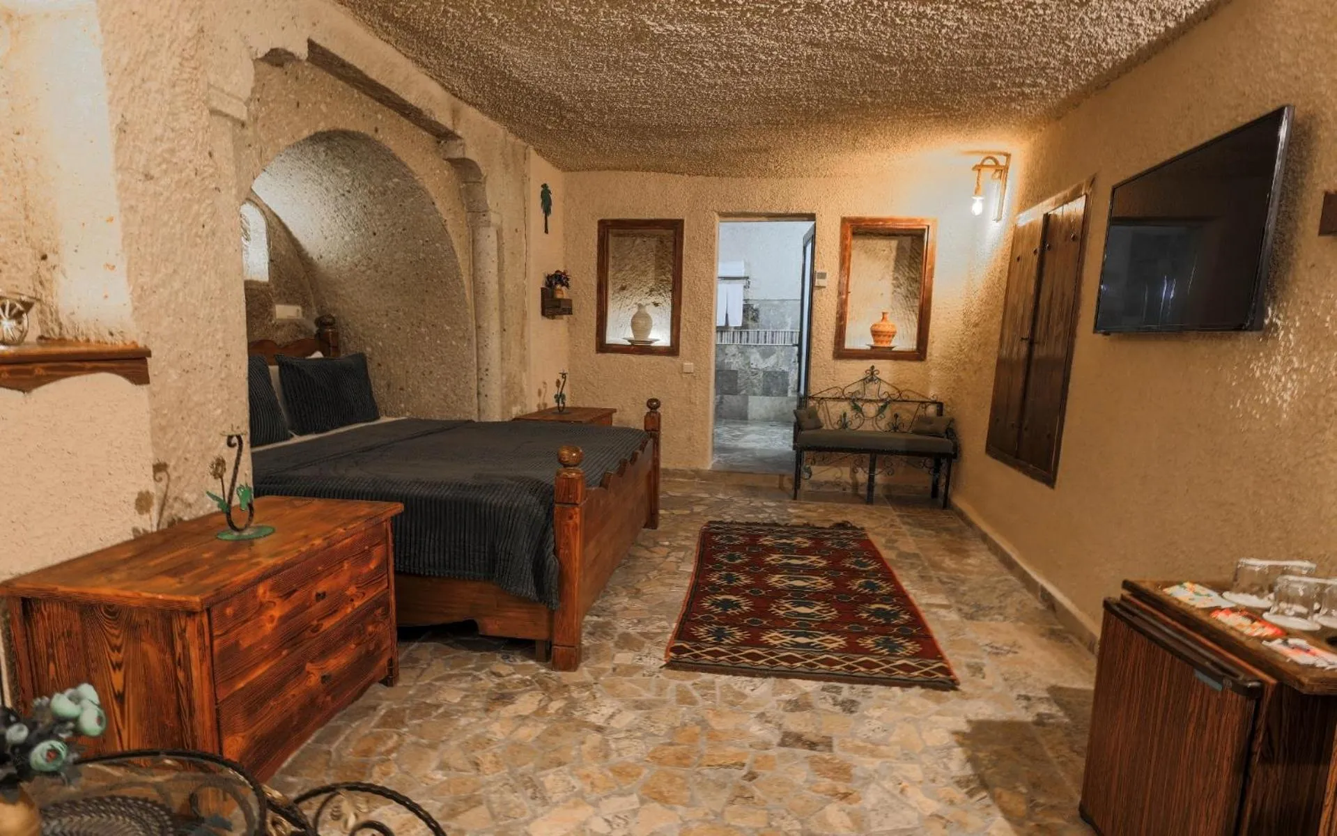 Bed in Maccan Cave Hotel