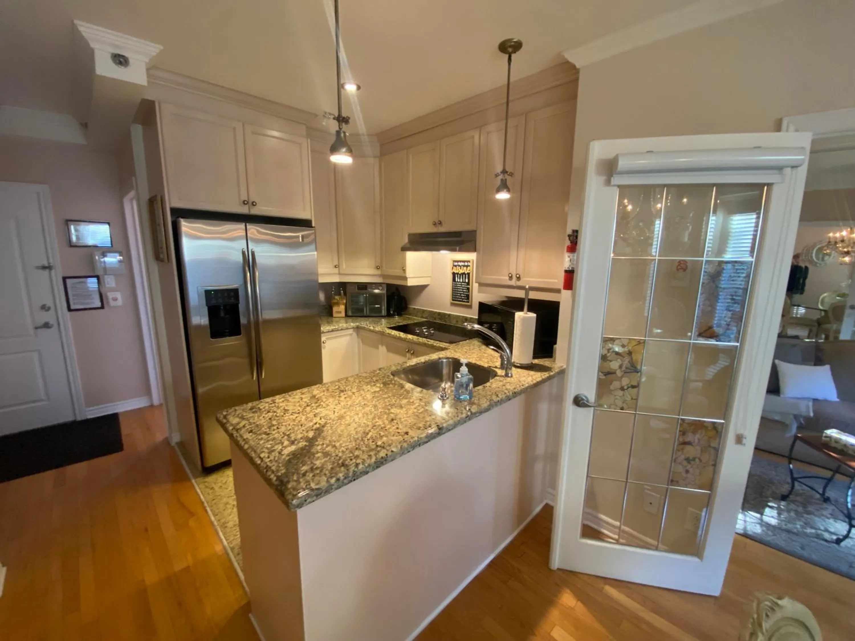 Coffee/tea facilities in ApartHotelMontreal by Les Terrasses Saint Urbain 2225I2