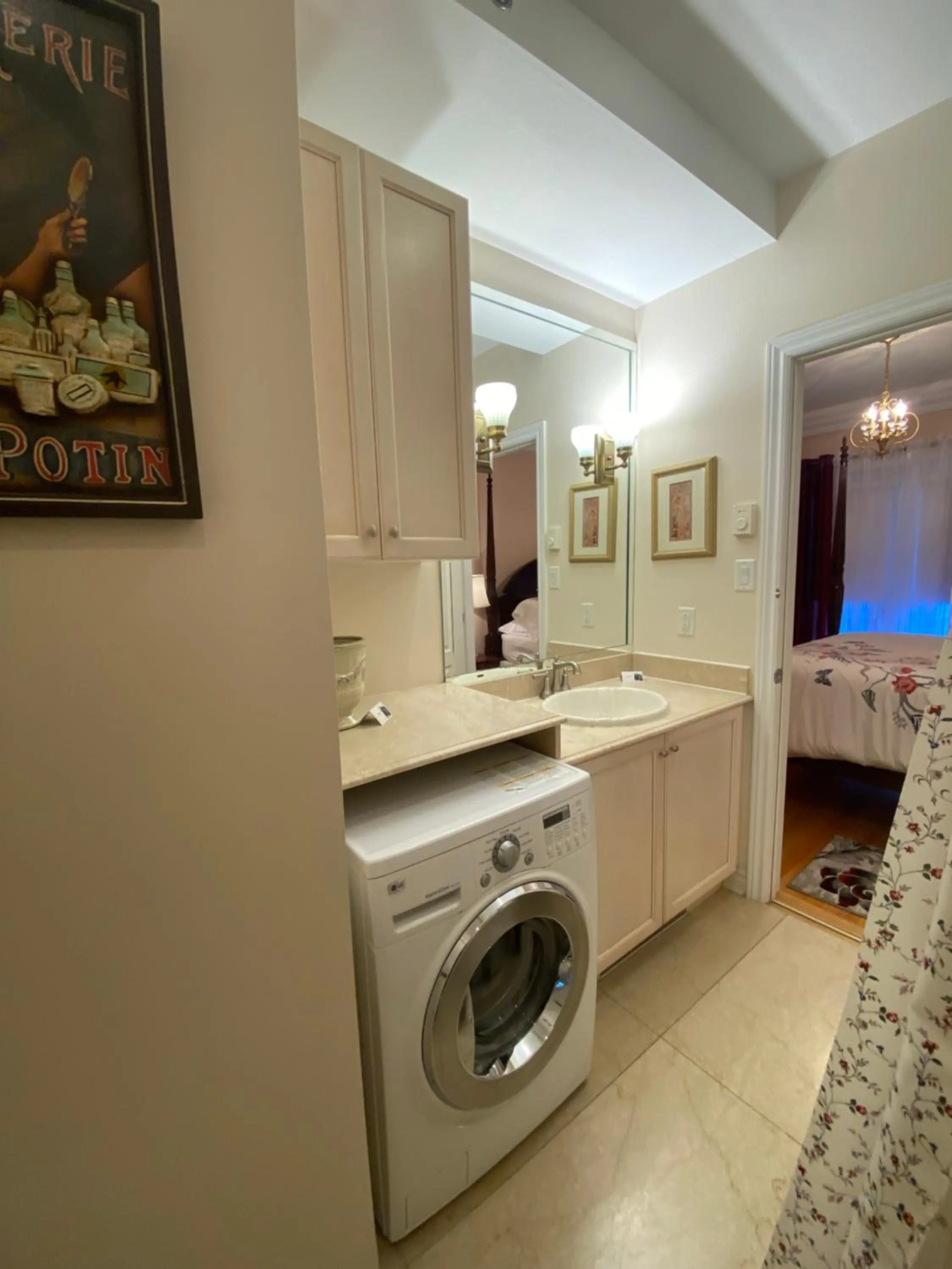 Bathroom in ApartHotelMontreal by Les Terrasses Saint Urbain 2225I2