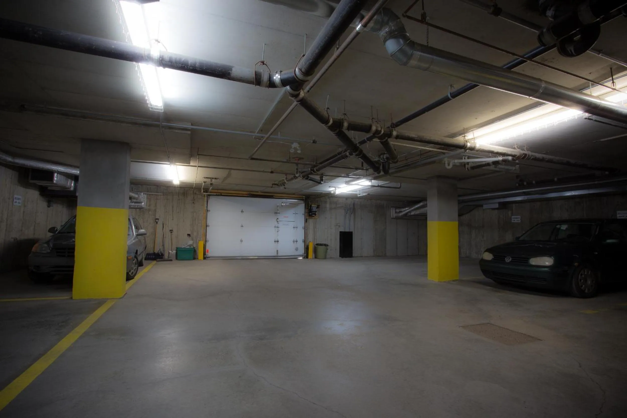 Property building in ApartHotelMontreal by Les Terrasses Saint Urbain 2225I2