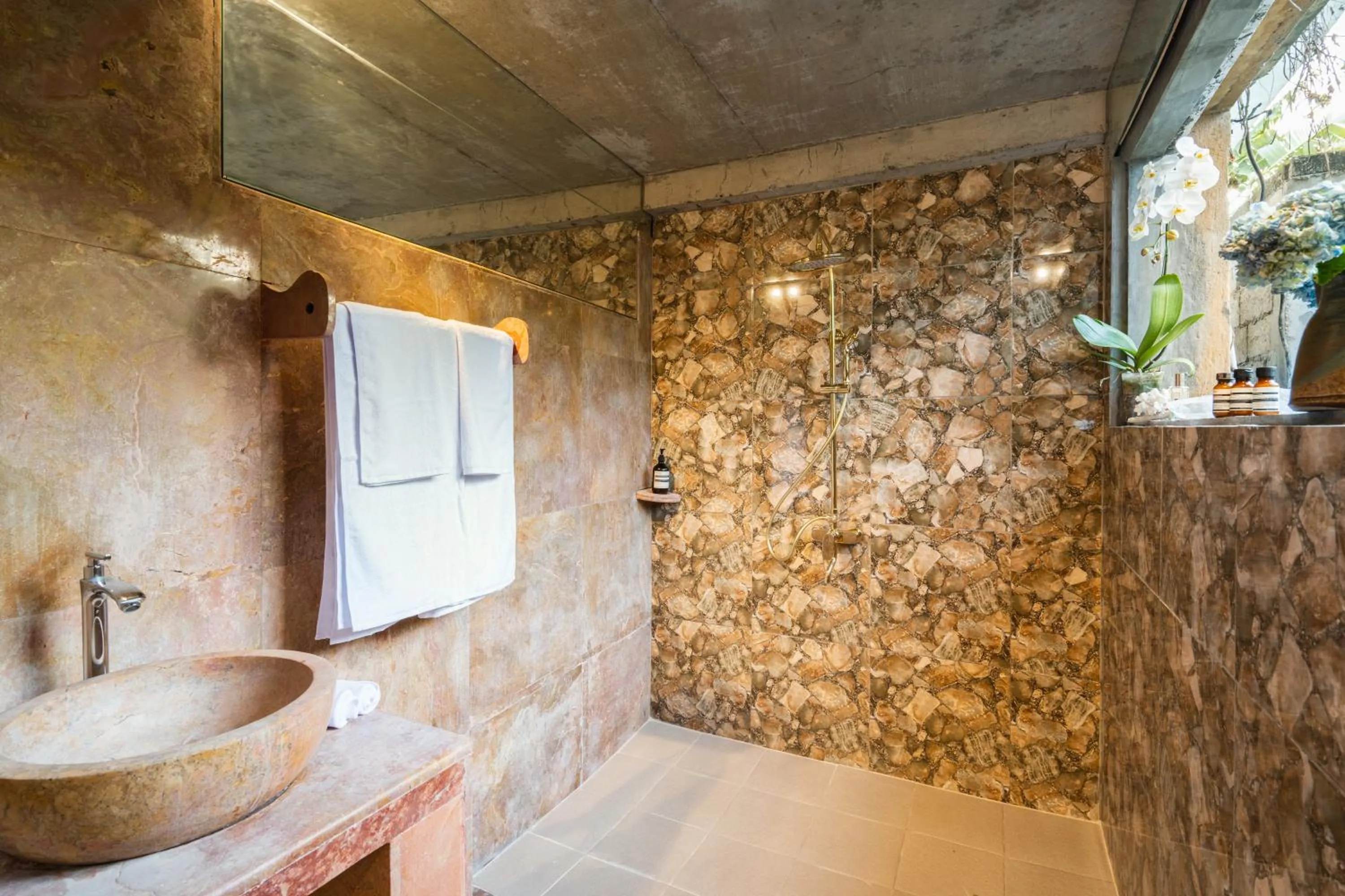 Shower in The Corduroy Hotel