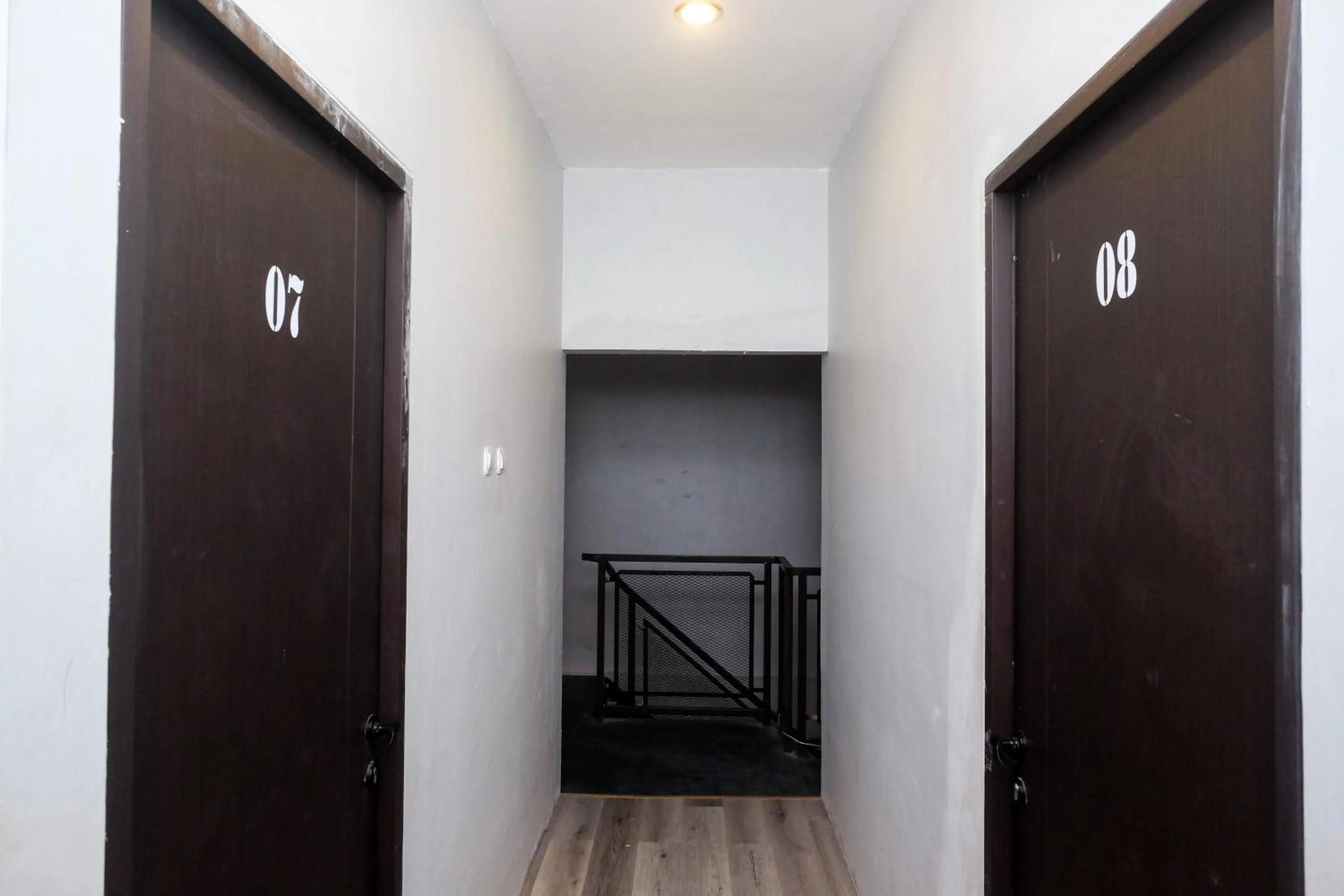 Property building in RedDoorz near Tentrem Mall Semarang