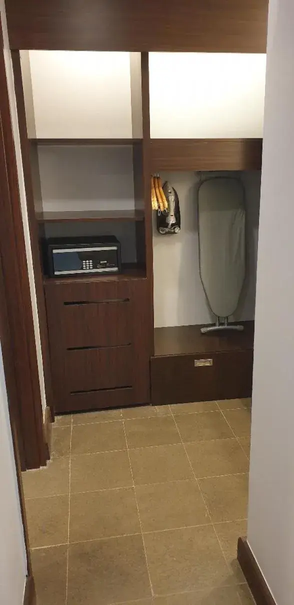 Baguio Forest Lodge at Camp John Hay 002 Baguio Forest Lodge at Camp John Hay 002