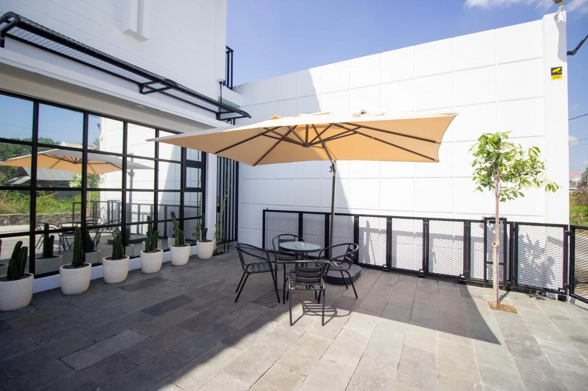 Property building in RedDoorz Plus near JCM Yogyakarta 2