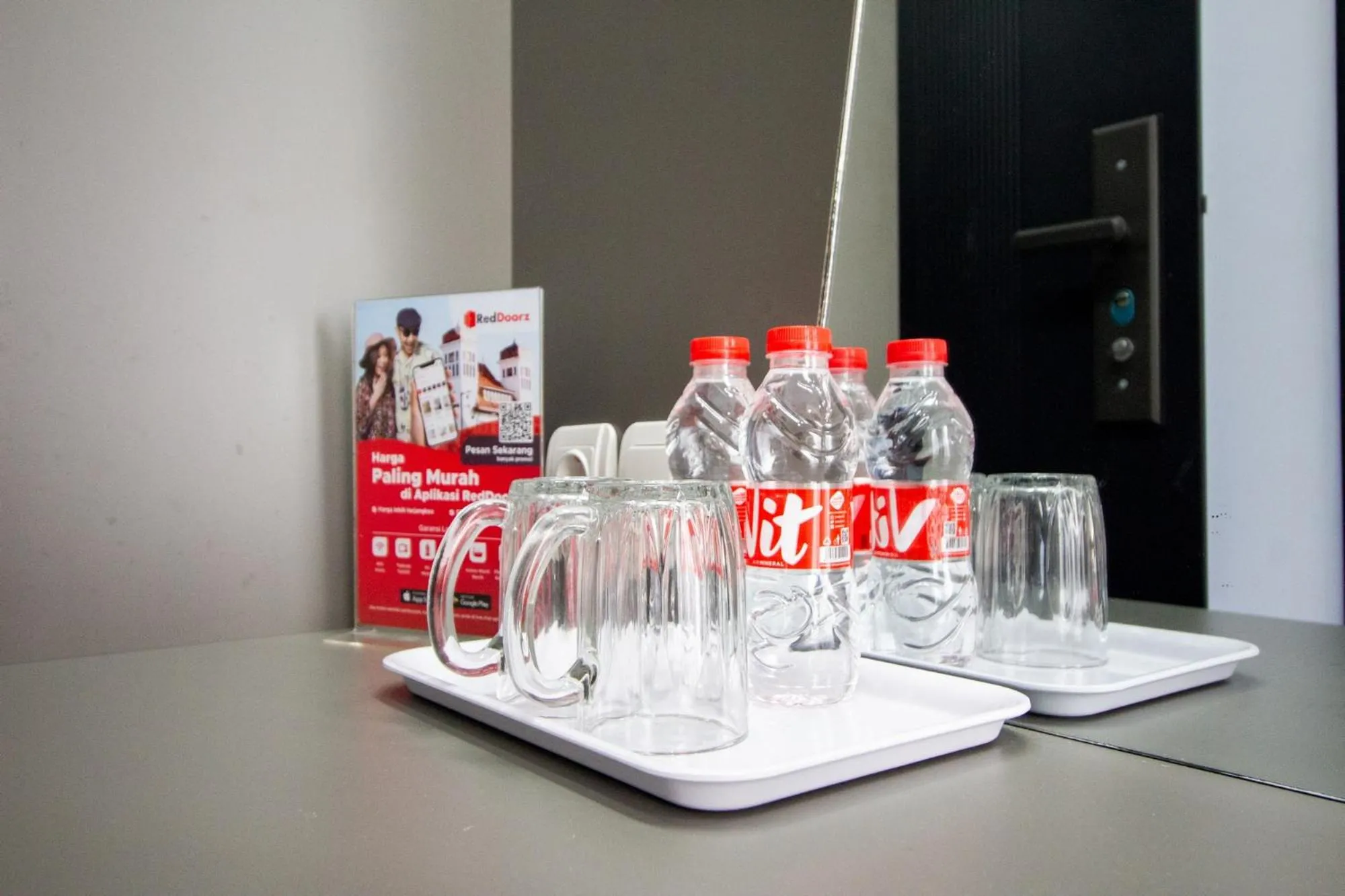 Drinks in RedDoorz Plus near JCM Yogyakarta 2