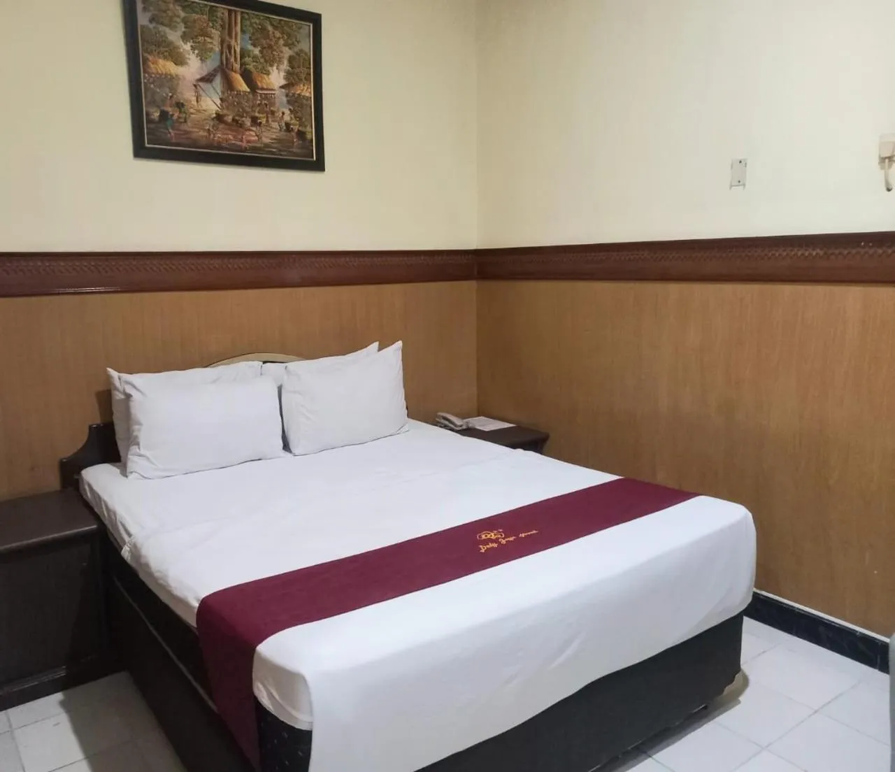 Bedroom, Bed in Urbanview Hotel Dedy Jaya Brebes