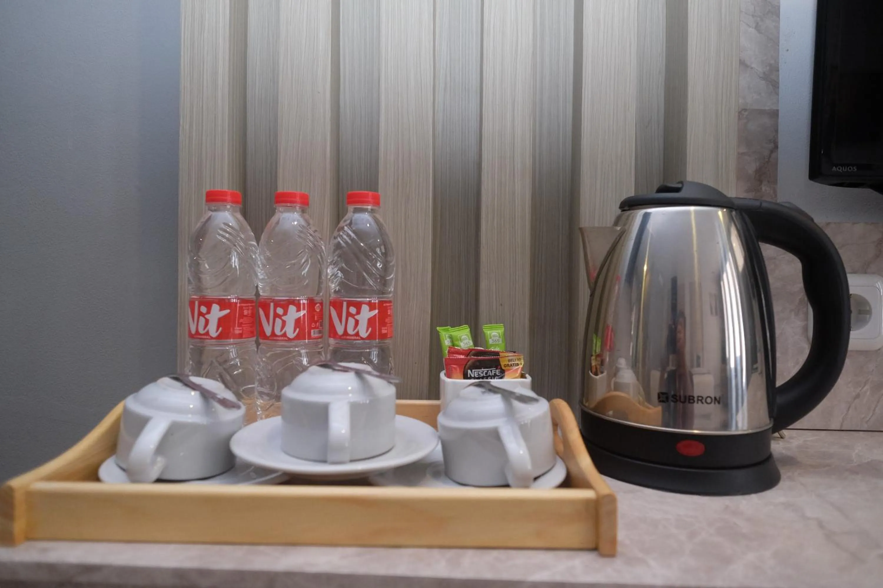 Coffee/tea facilities in Urbanview Hotel DJ Inn Tegal