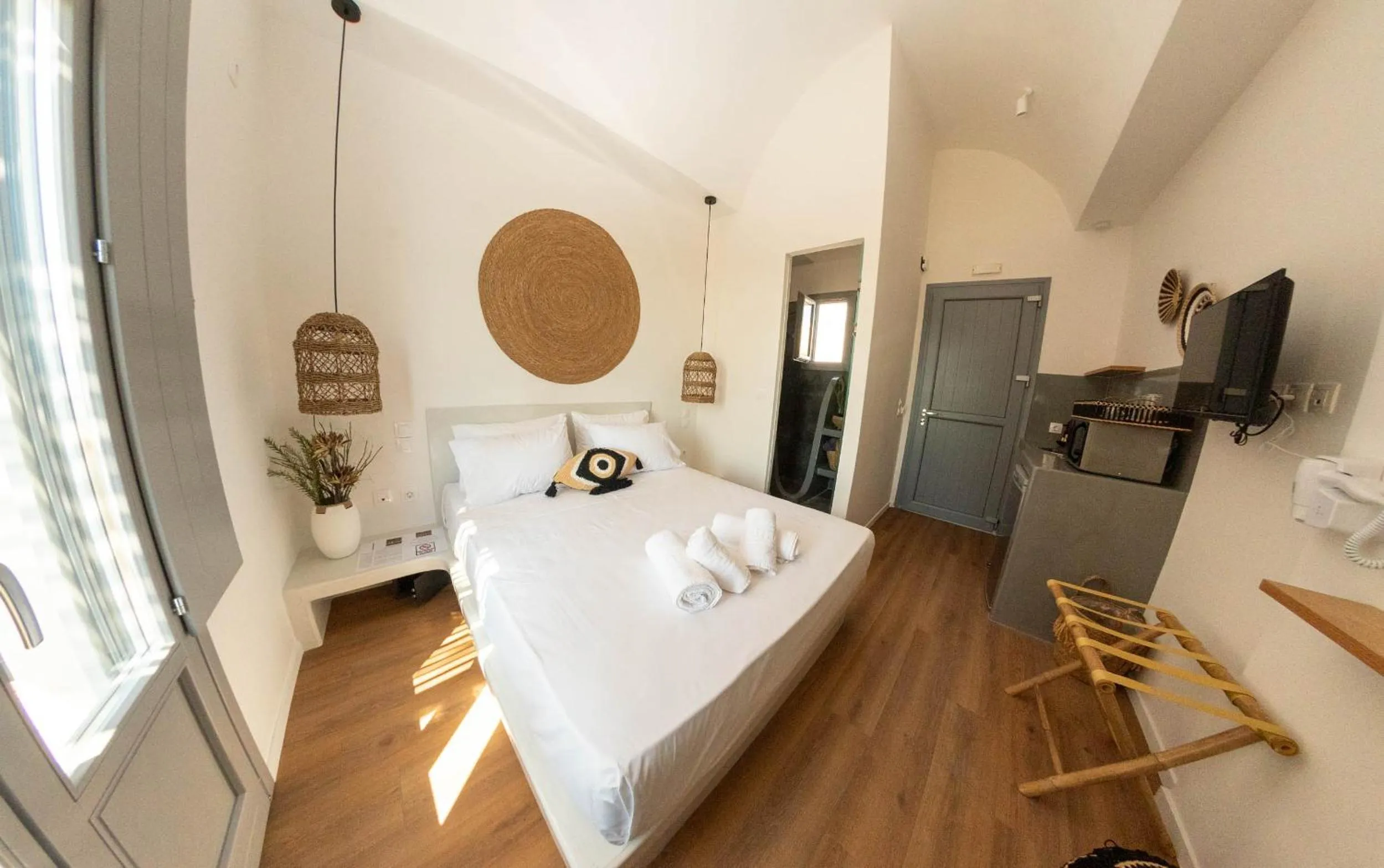 Bed in Aidani Luxurious Rooms