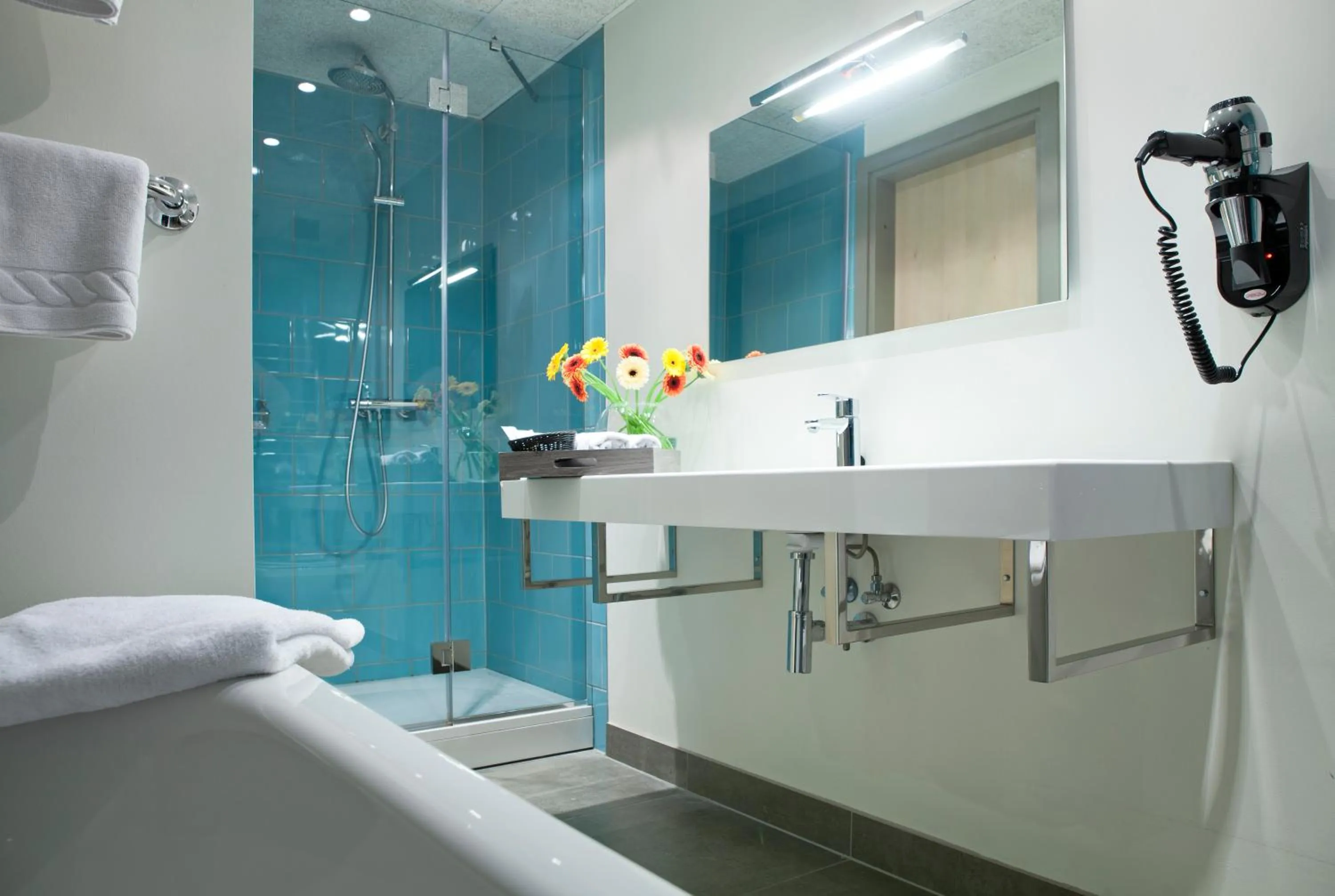 Shower in Kurshi Hotel & Spa